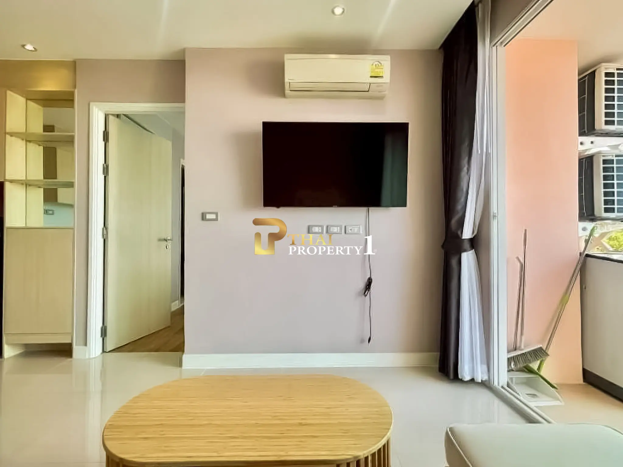Leilighet med Bassengutsikt til Salgs i Jomtien – Grande Caribbean Condo Resort Pattaya
