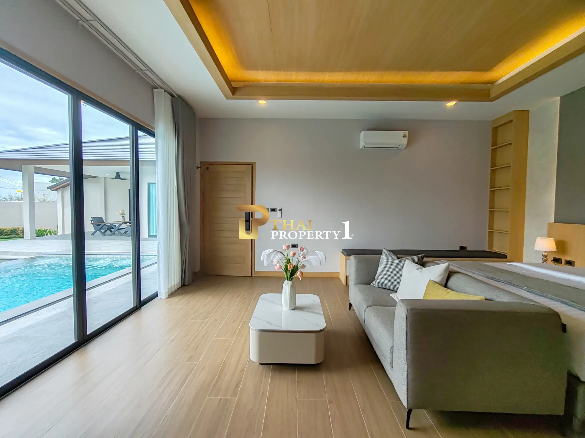 Freestanding Hilltop Luxury Pool Villa For Sale Near Mabprachan Lake 