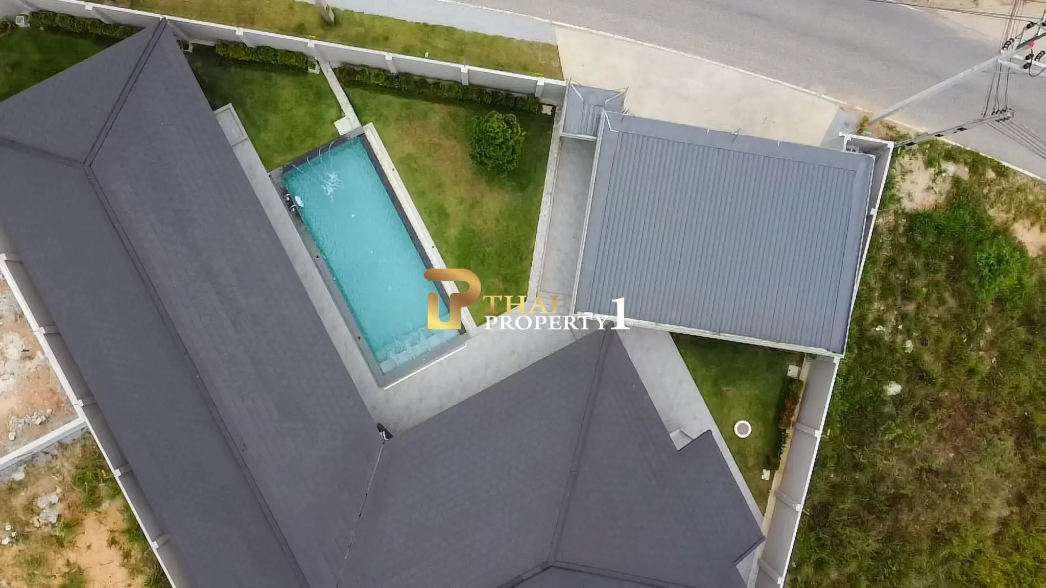 Freestanding Hilltop Luxury Pool Villa For Sale Near Mabprachan Lake 