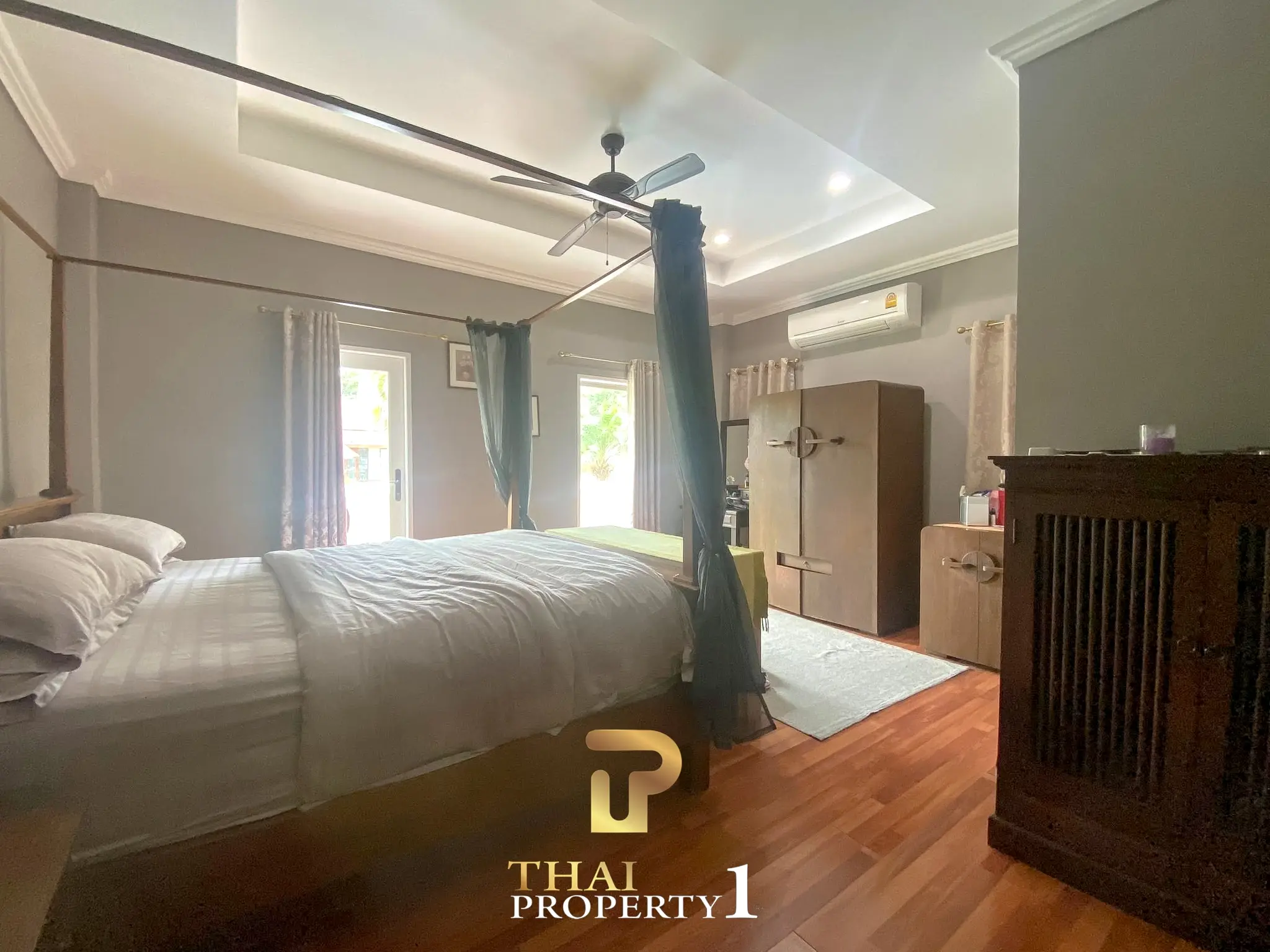 Til salgs: Innflyttingsklar bassengvilla – Dhewee Resort, Khao Makok Soi 1, Øst-Pattaya