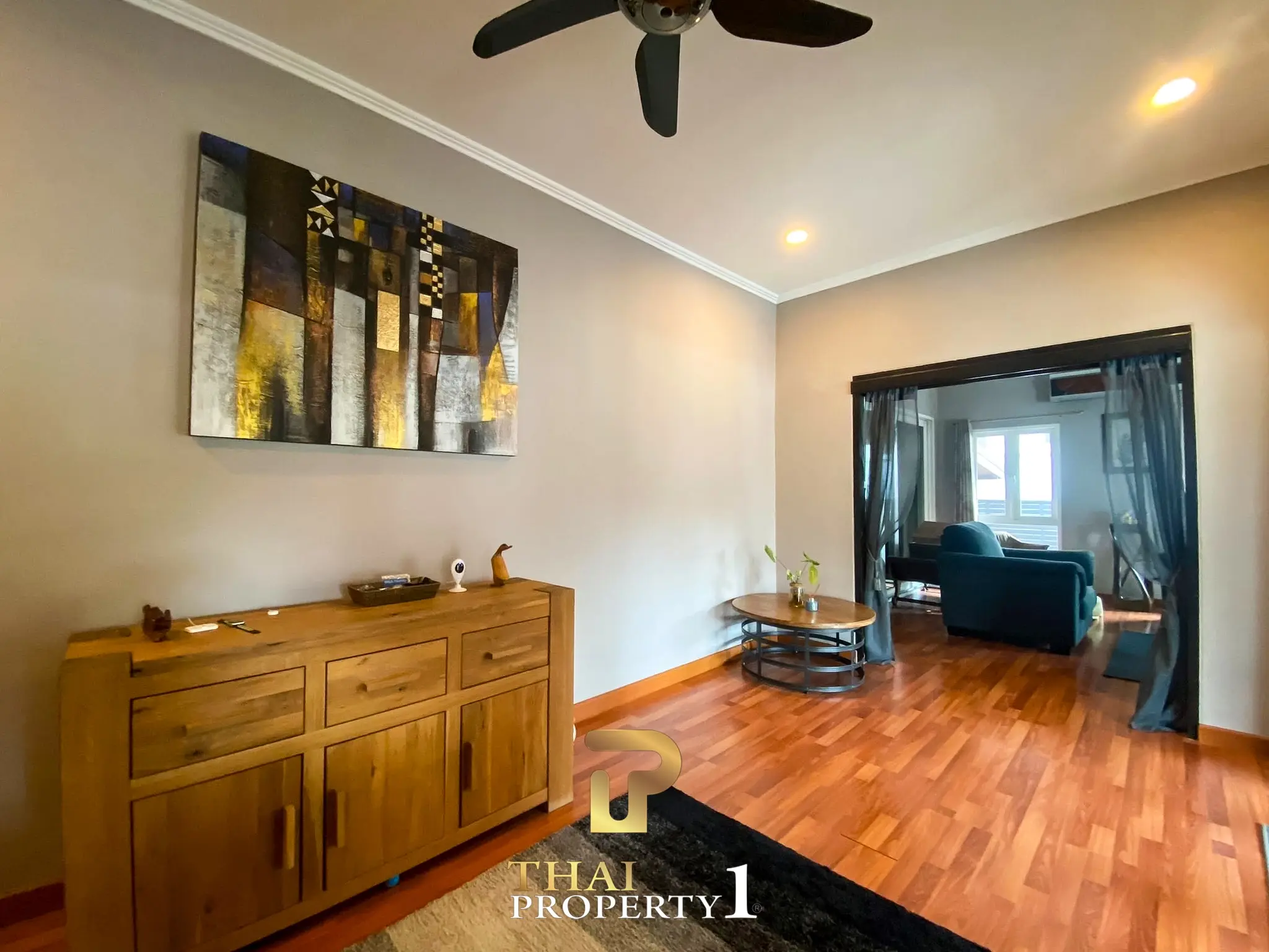 Til salgs: Innflyttingsklar bassengvilla – Dhewee Resort, Khao Makok Soi 1, Øst-Pattaya