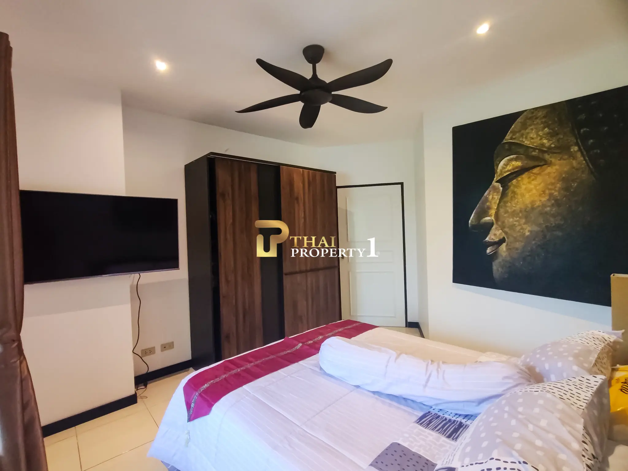 Foreign Name 2-Bedroom Condo for Sale Nordic Park Hill - Pratumnak, Pattaya