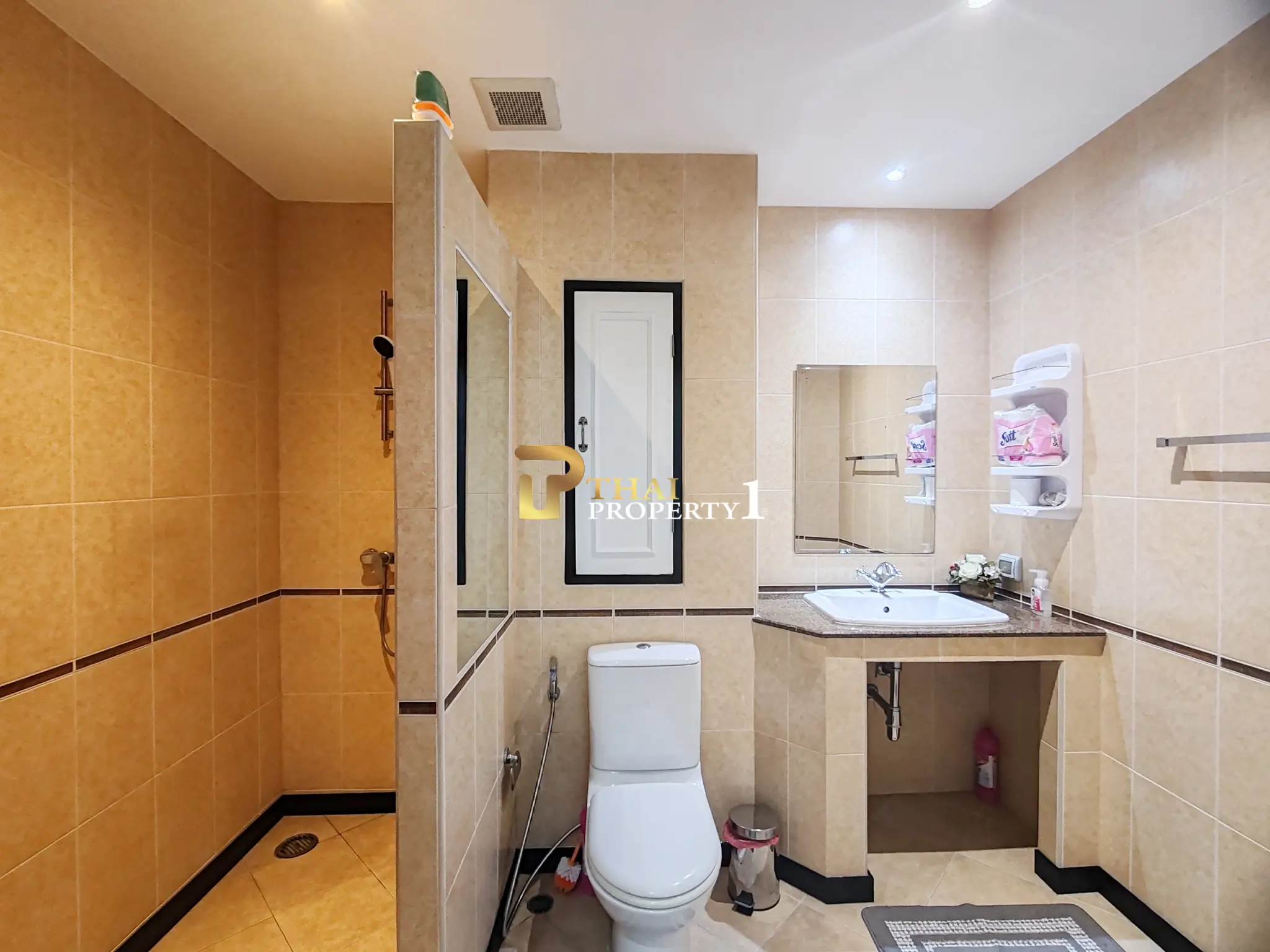 Foreign Name 2-Bedroom Condo for Sale Nordic Park Hill - Pratumnak, Pattaya
