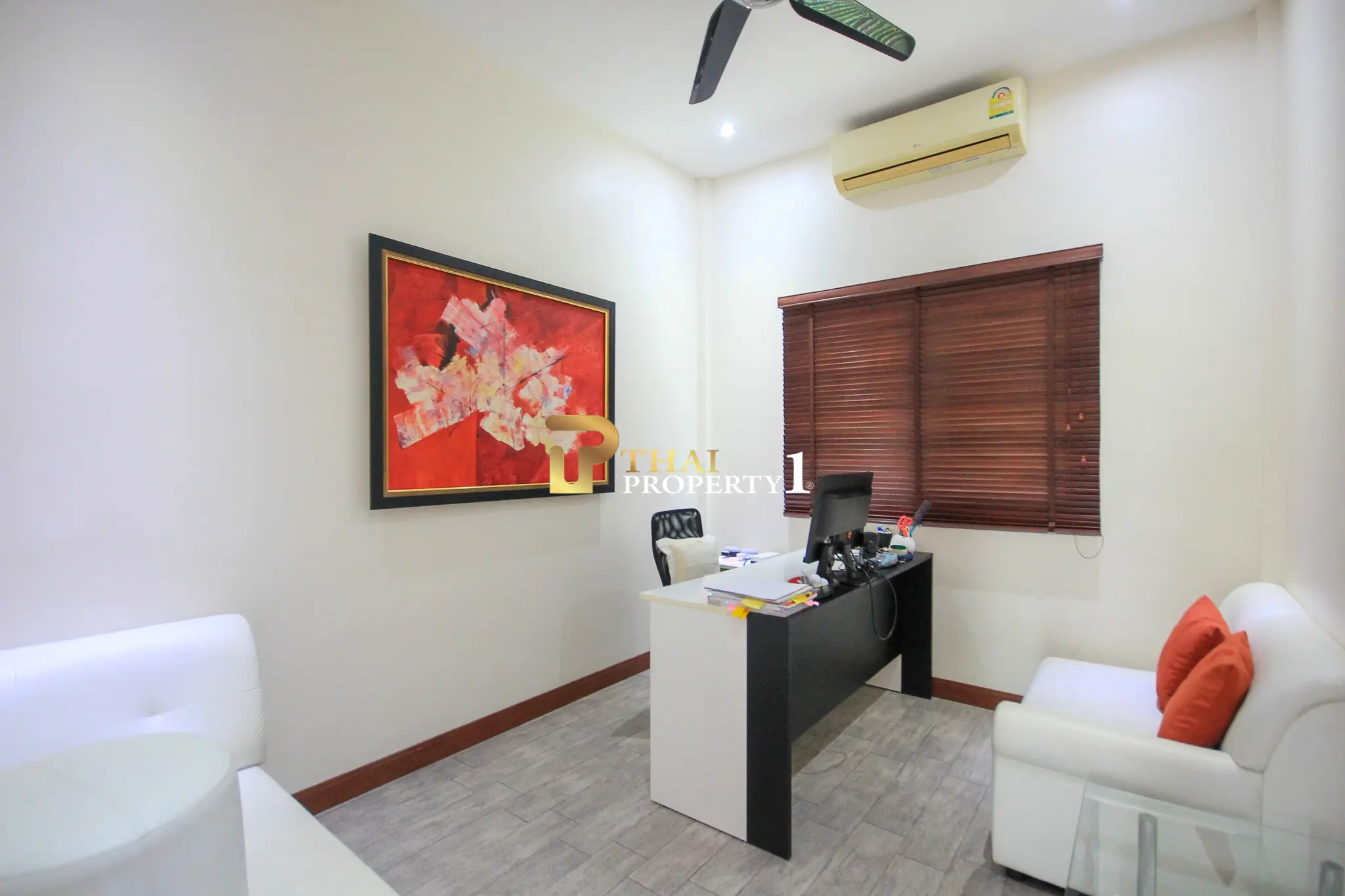 3-sengs Villa med Privat Basseng og Stor Hage i Orchid Paradise Homes, Hua Hin
