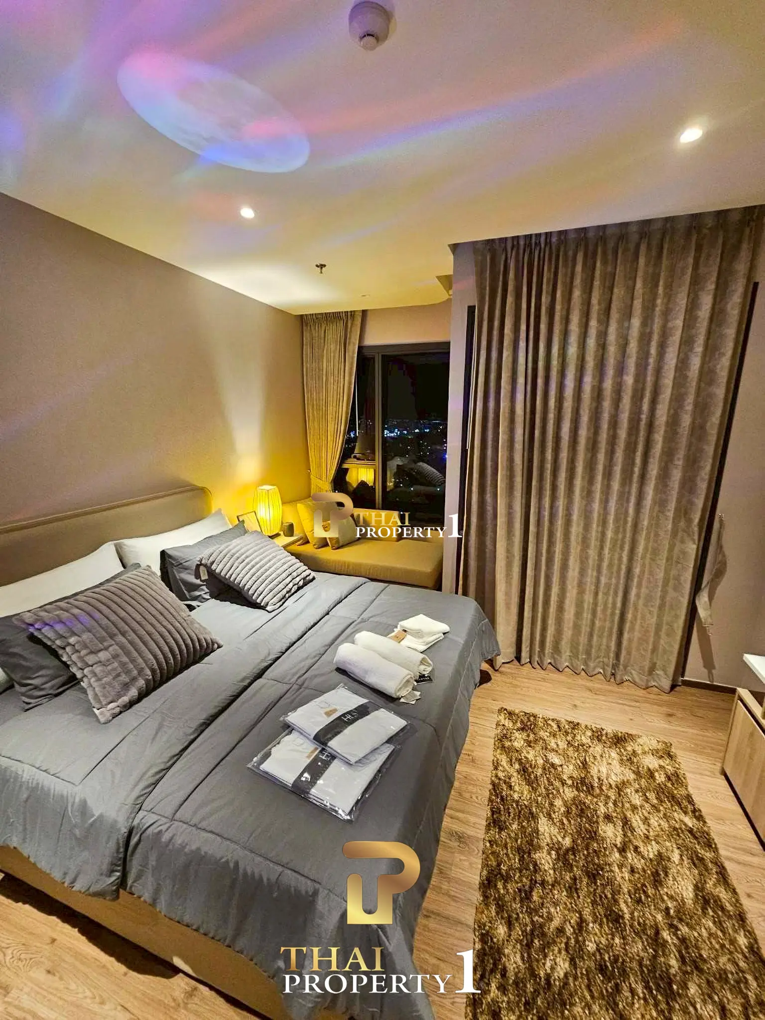 FOR SALE – Fully Furnished City View Condo at Once Pattaya 1-Bedroom High Floor