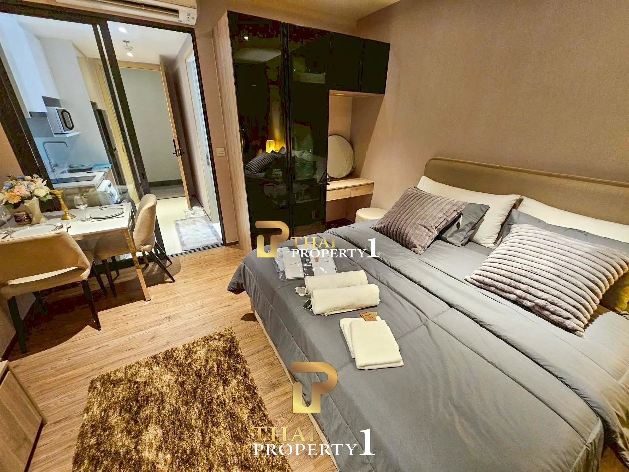 FOR SALE – Fully Furnished City View Condo at Once Pattaya 1-Bedroom High Floor