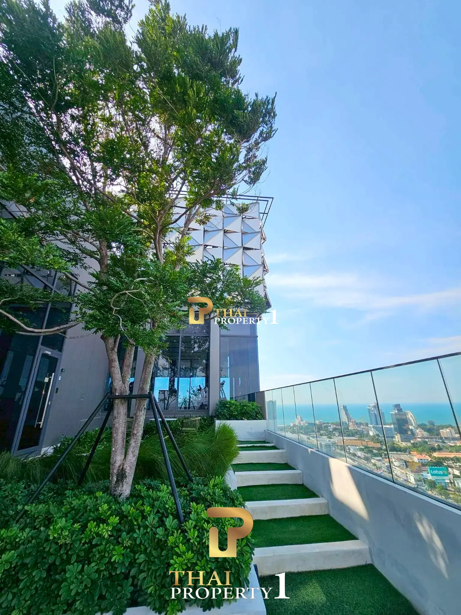 FOR SALE – Fully Furnished City View Condo at Once Pattaya 1-Bedroom High Floor