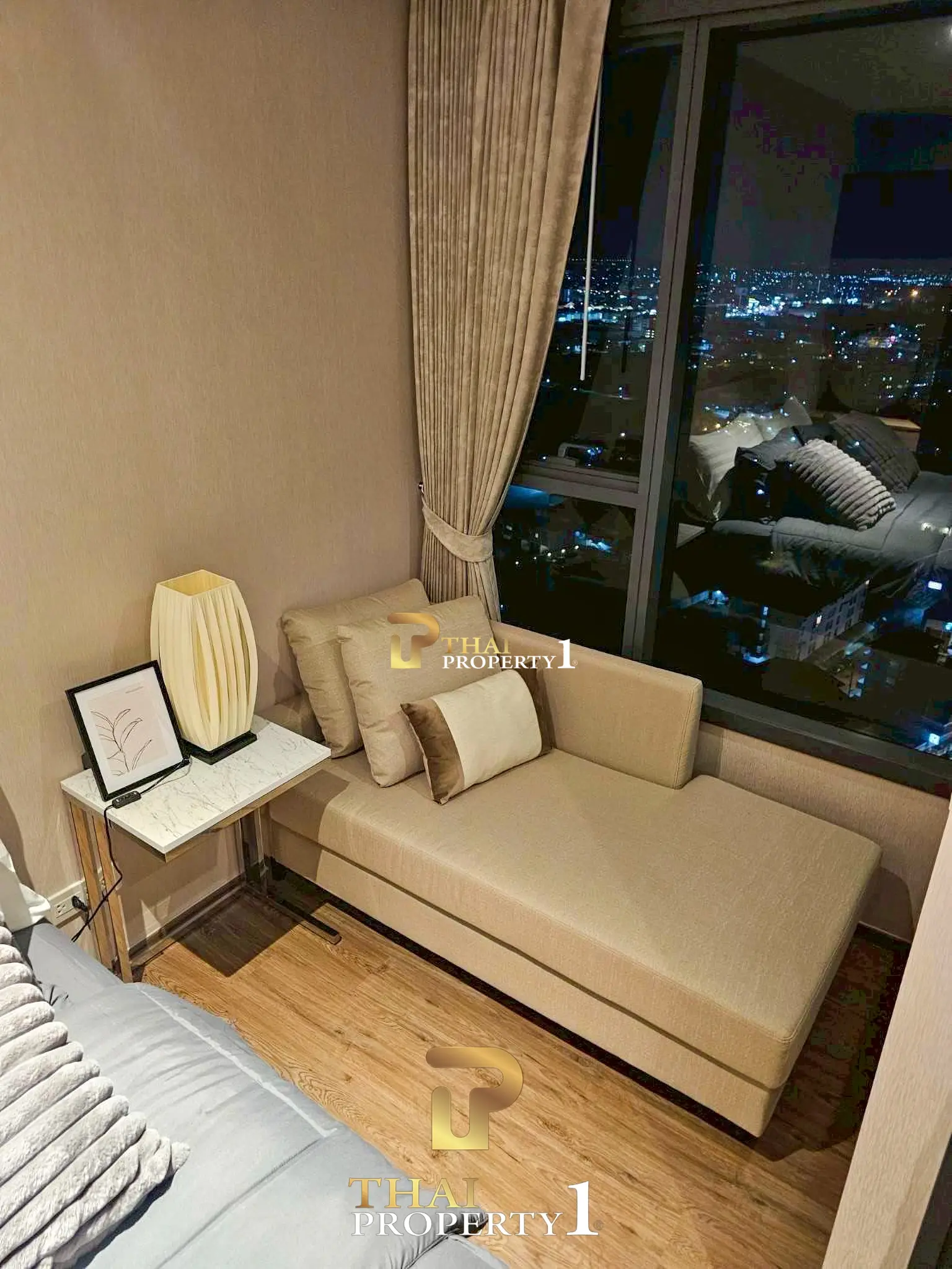 FOR SALE – Fully Furnished City View Condo at Once Pattaya 1-Bedroom High Floor