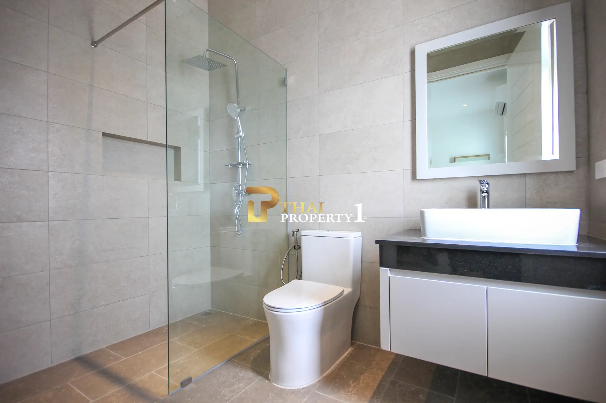 Eksklusiv ny 3-roms villa med privat svømmebasseng på Highland Villas 3, Hua Hin
