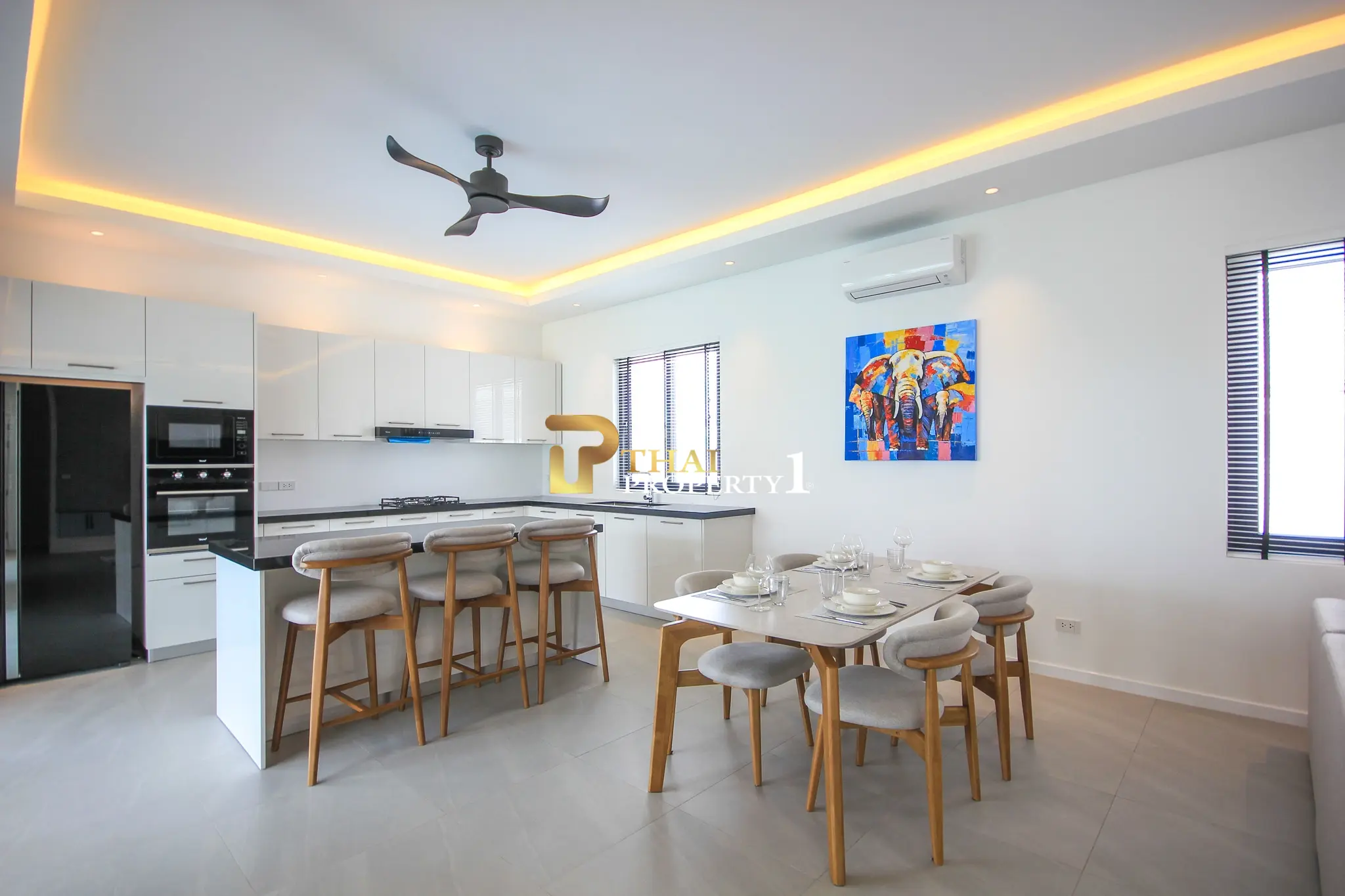 Eksklusiv ny 3-roms villa med privat svømmebasseng på Highland Villas 3, Hua Hin