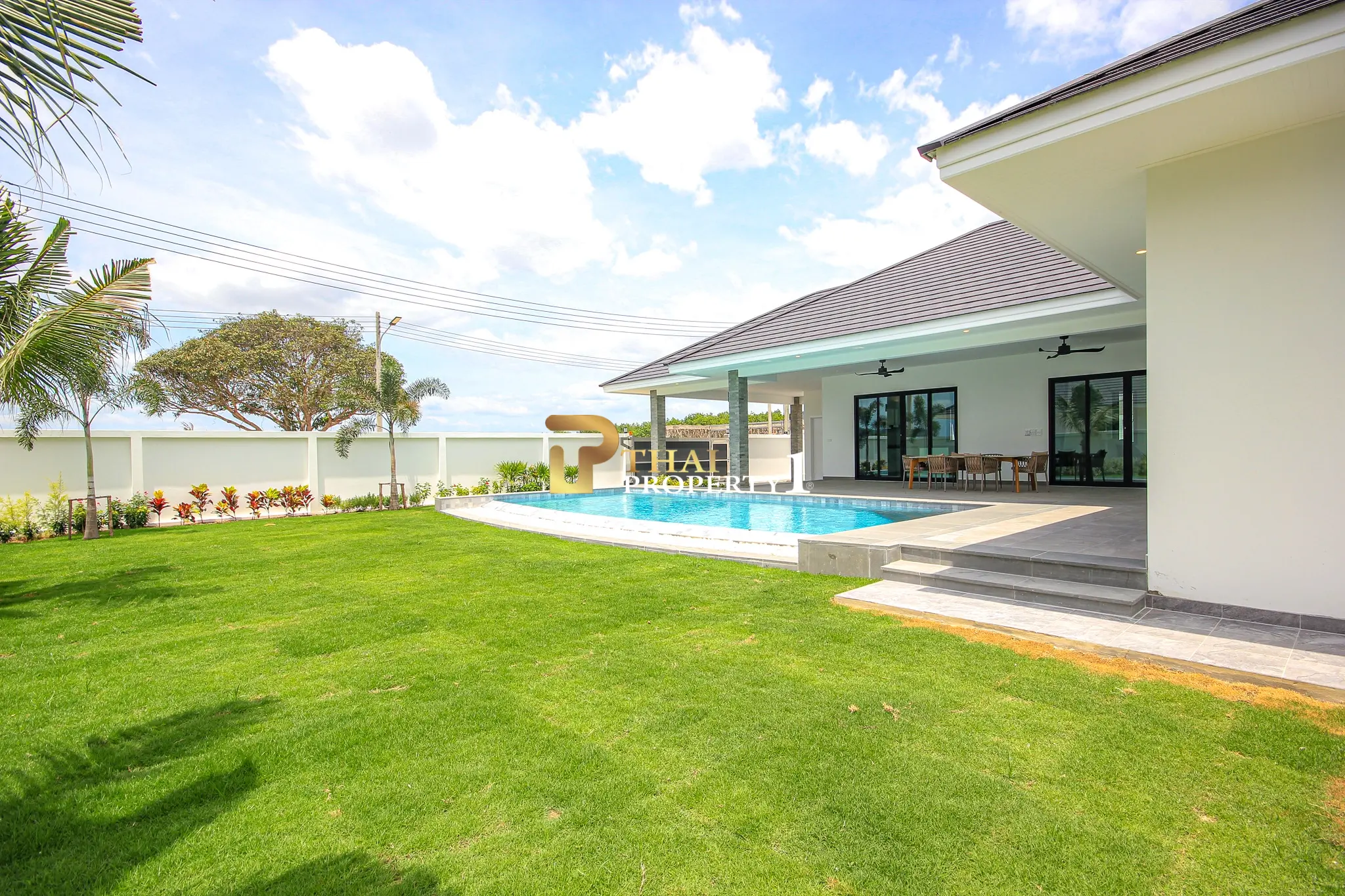 Eksklusiv ny 3-roms villa med privat svømmebasseng på Highland Villas 3, Hua Hin