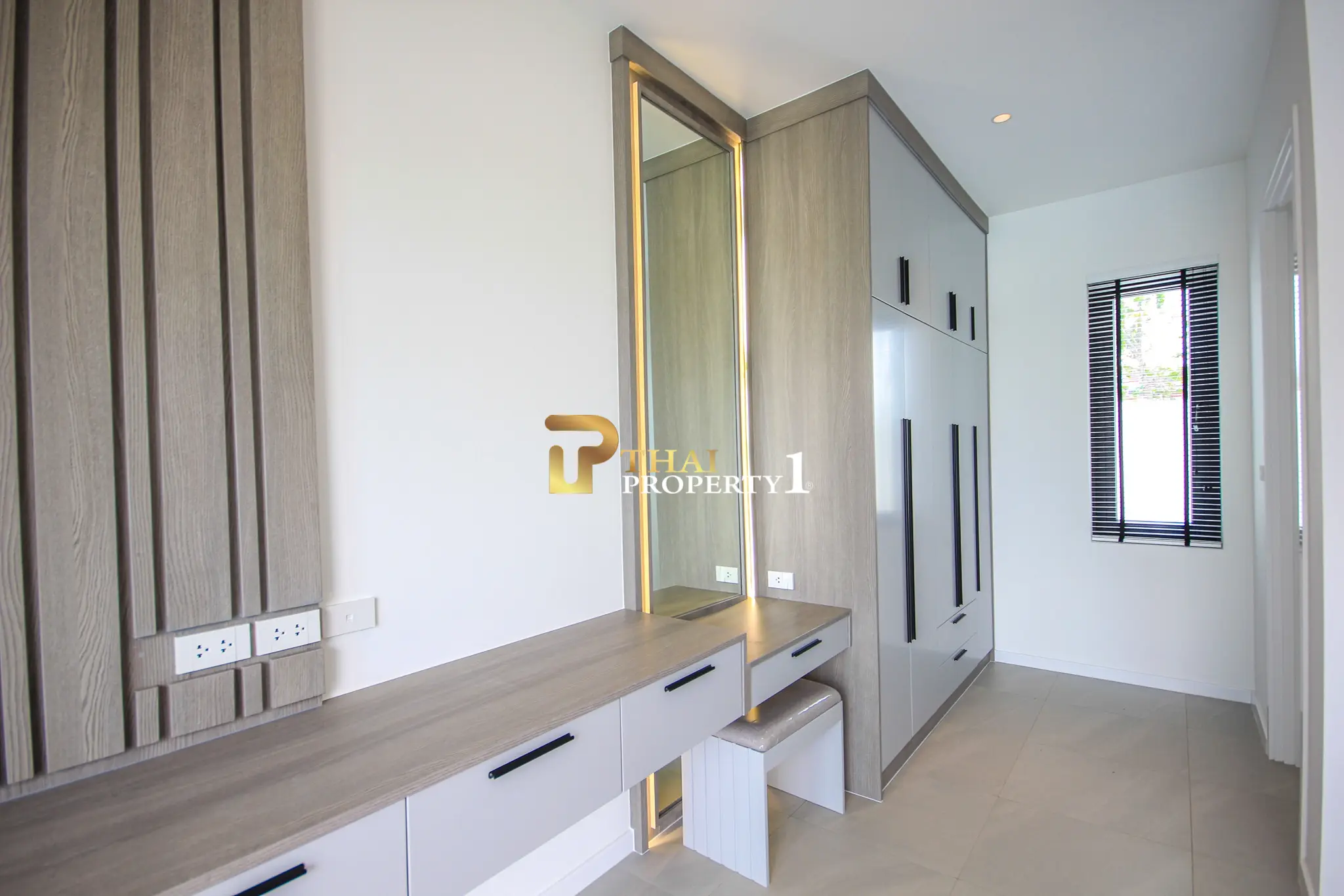 Eksklusiv ny 3-roms villa med privat svømmebasseng på Highland Villas 3, Hua Hin
