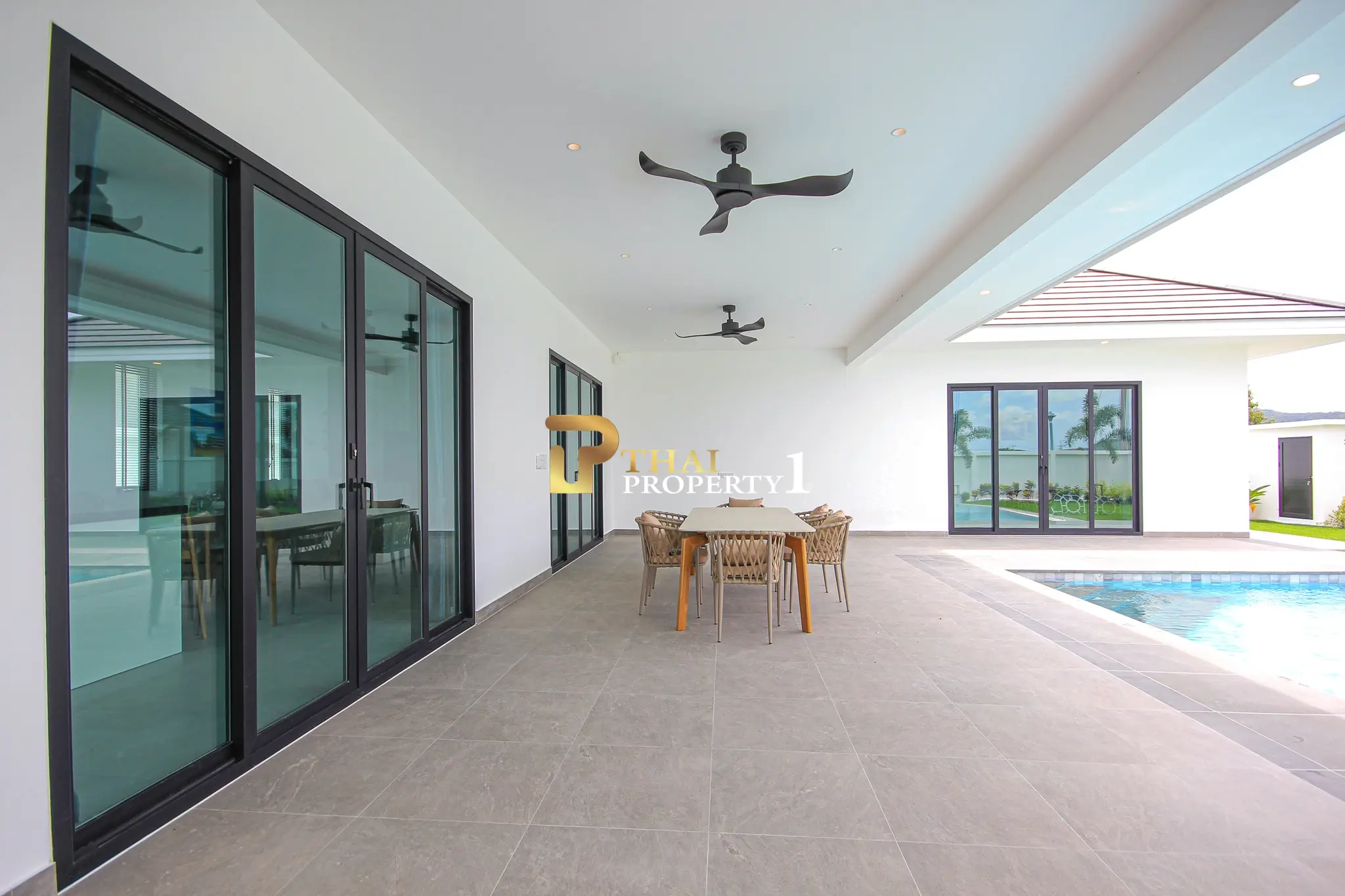 Eksklusiv ny 3-roms villa med privat svømmebasseng på Highland Villas 3, Hua Hin