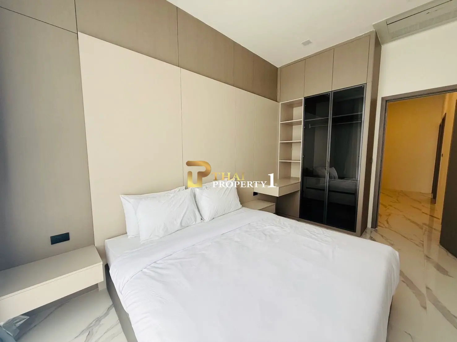 Luxury Townhouse with Private Pool for Sale – Villa La Richie, North Pattaya