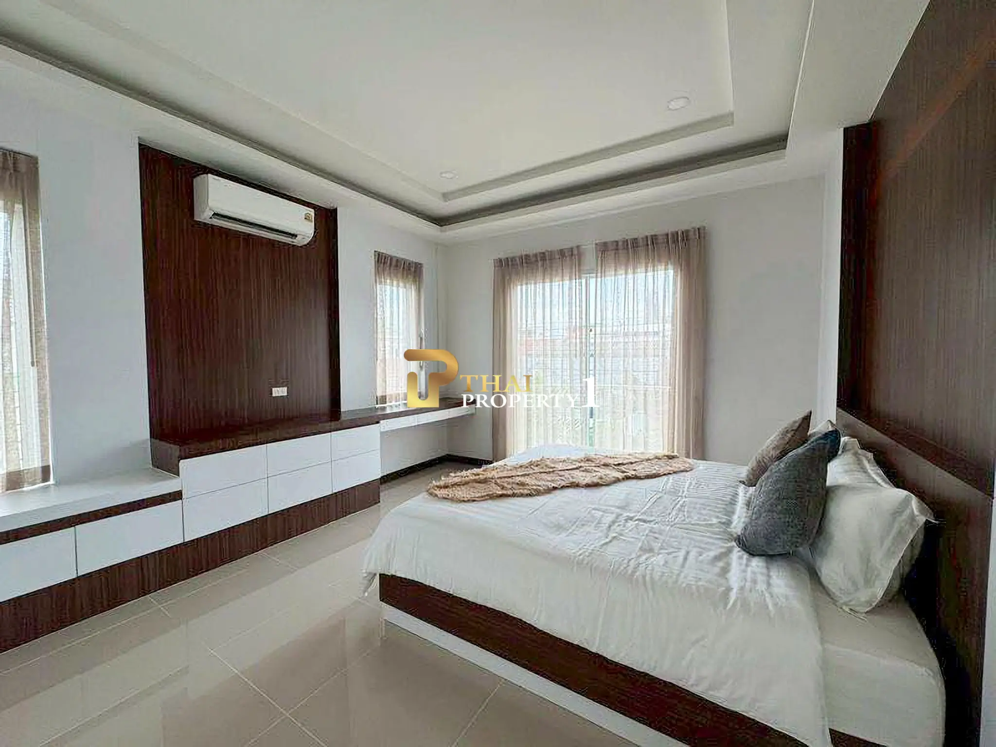 FOR SALE – Suksabai Pool Villa in South Pattaya Close to Beach and Top Attractions