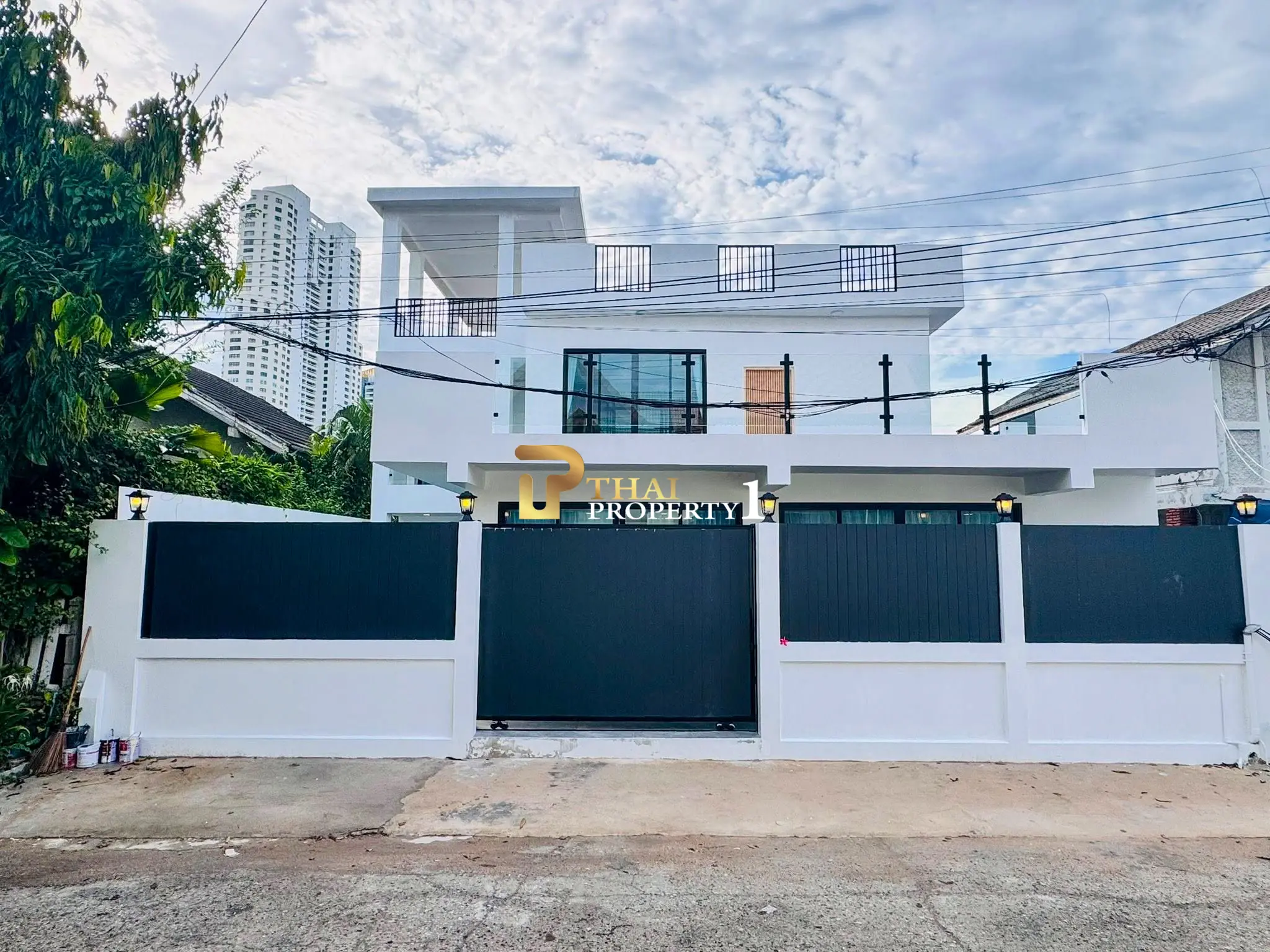 ขายพูลวิลล่า 2 ชั้น ใกล้ทะเลหาดจอมเทียน เพียง 300 เมตร – พร้อมอยู่ พร้อมลงทุน