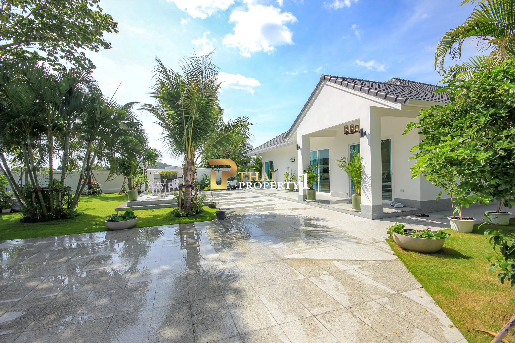 🌴 ขายบ้านใหม่สไตล์ทรอปิคอลโมเดิร์น | 3 ห้องนอน 3 ห้องน้ำ | เฟอร์นิเจอร์ครบ | ใกล้แบล็คเมาน์เทน 🌴