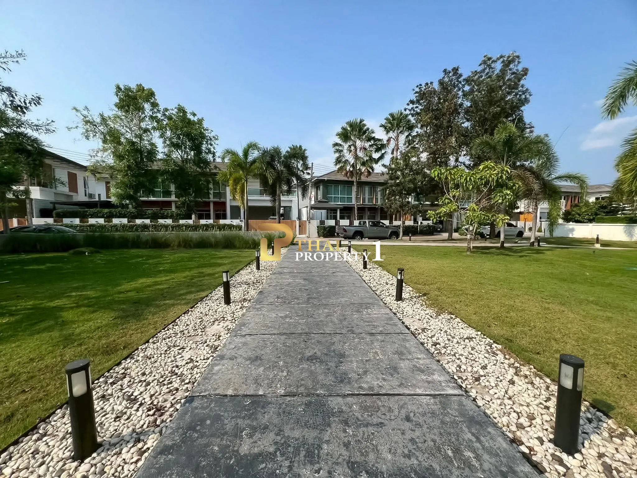 Kampanjetilbud – 2-etasjes hus i Tropical Village 2, Huai Yai