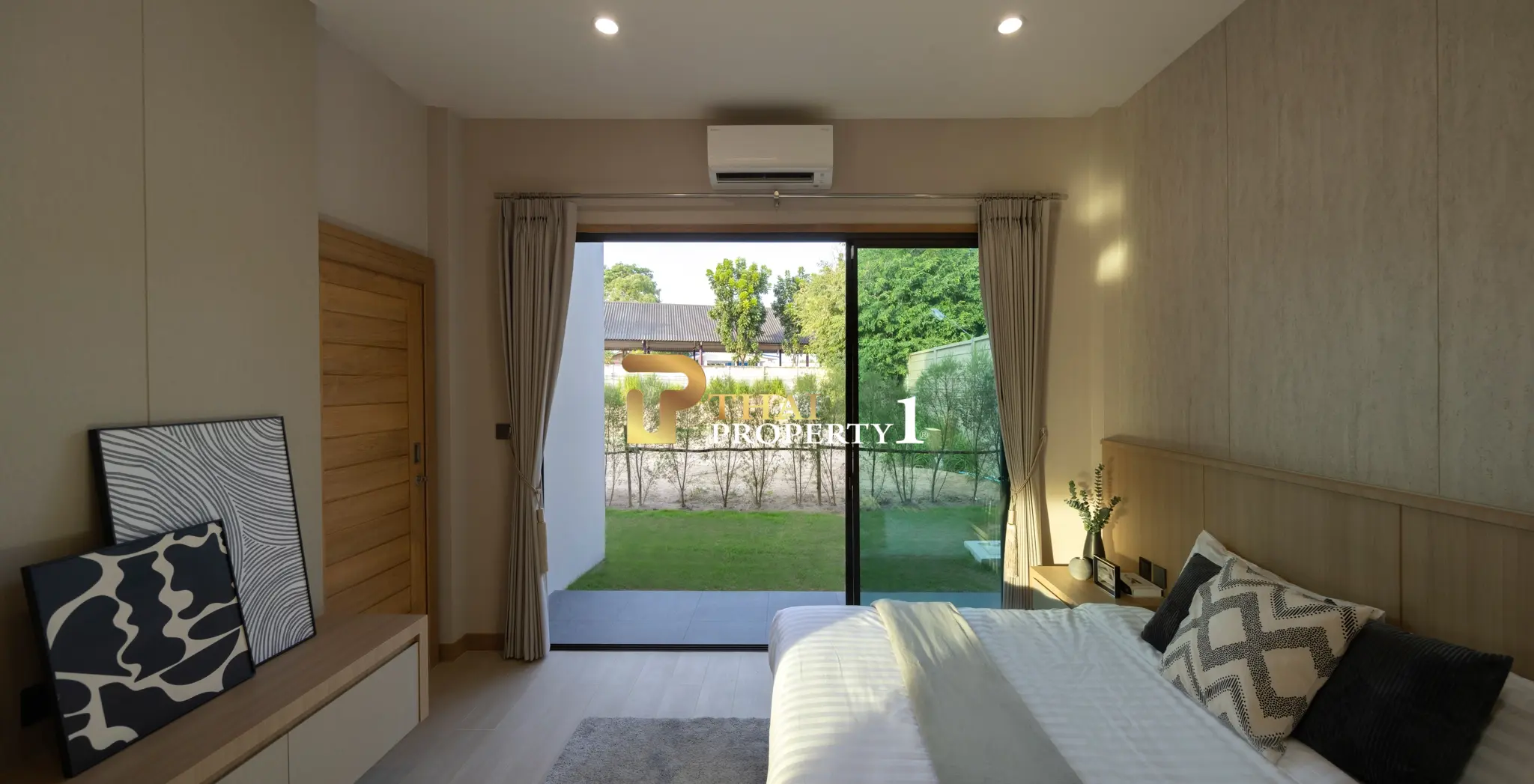 Pre-Sale Luxury Pool Villa Pattaya - Ascent by Baan Pattaya