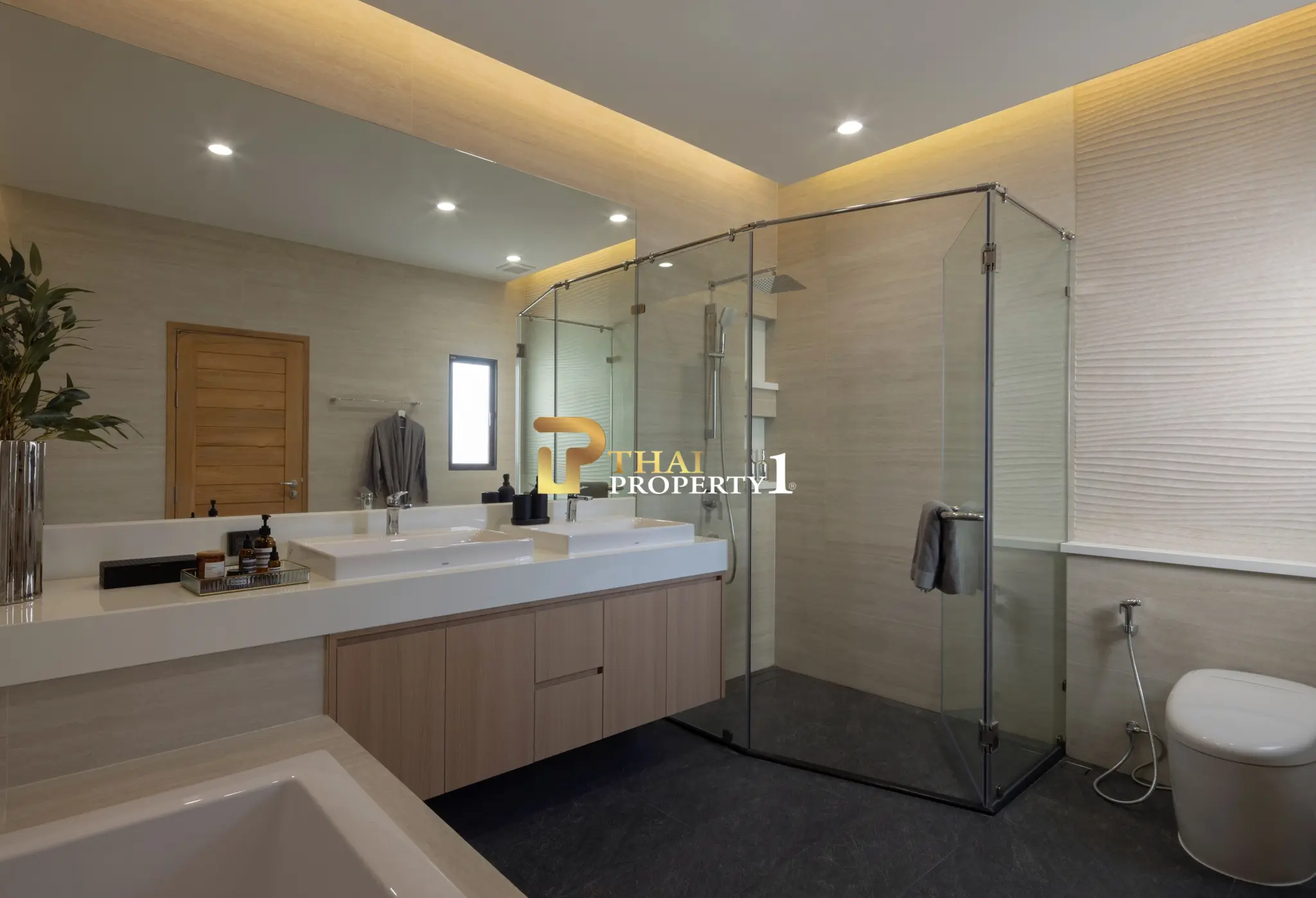 Pre-Sale Luxury Pool Villa Pattaya - Ascent by Baan Pattaya