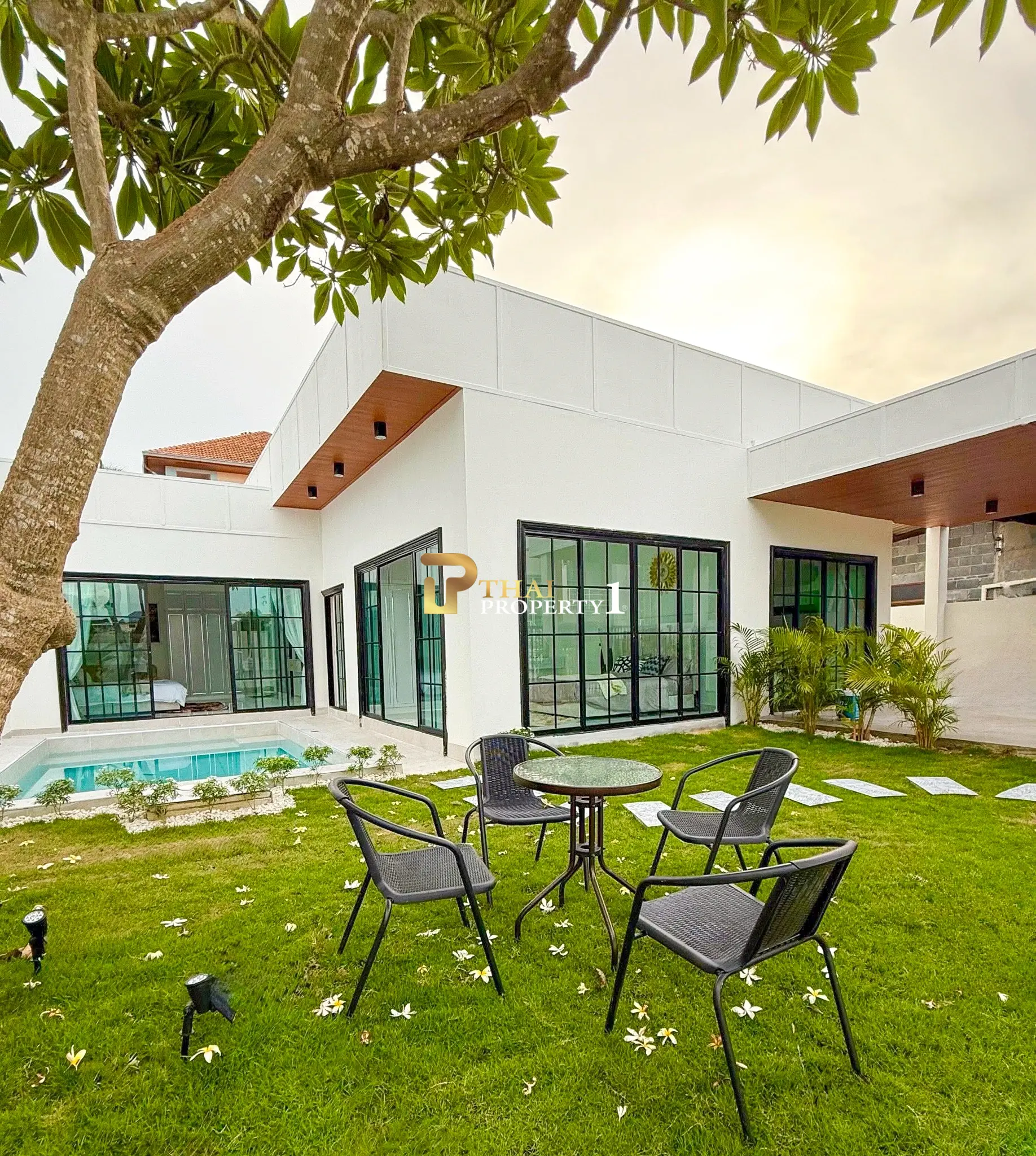 New Pool Villa for Sale – 3 Bedrooms 4 Bathrooms Fully Furnished Nong Prue Pattaya