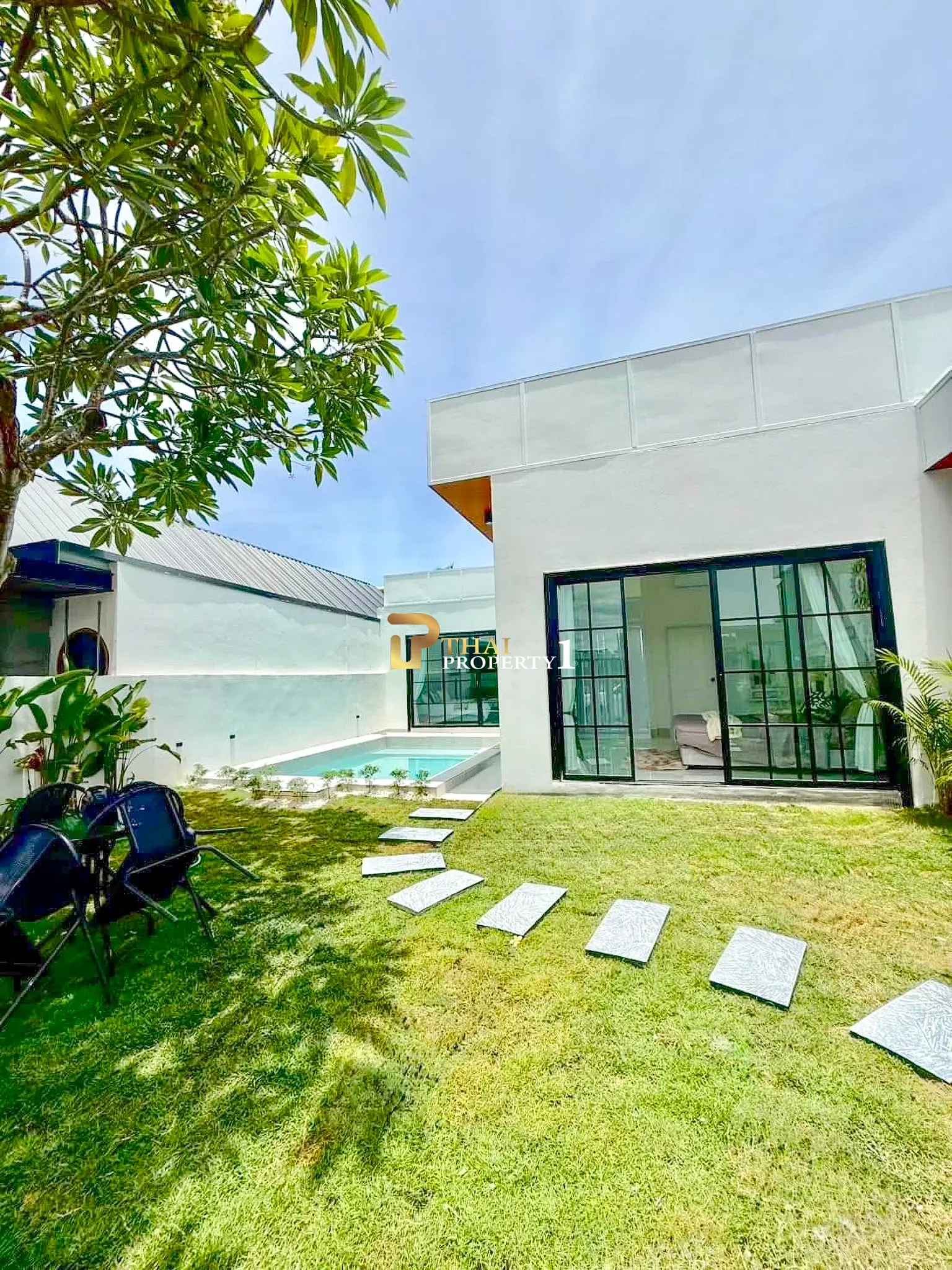 New Pool Villa for Sale – 3 Bedrooms 4 Bathrooms Fully Furnished Nong Prue Pattaya