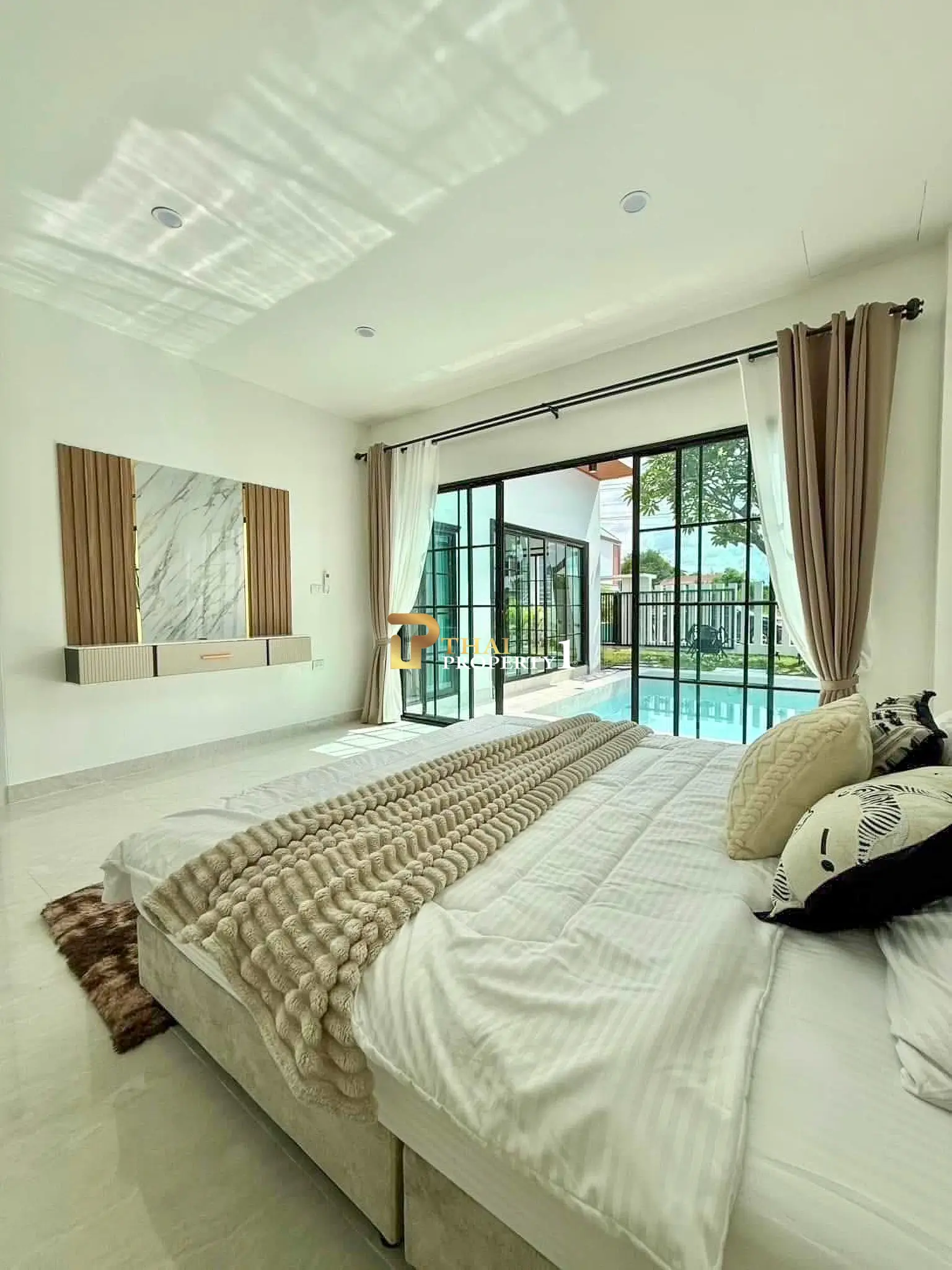 New Pool Villa for Sale – 3 Bedrooms 4 Bathrooms Fully Furnished Nong Prue Pattaya
