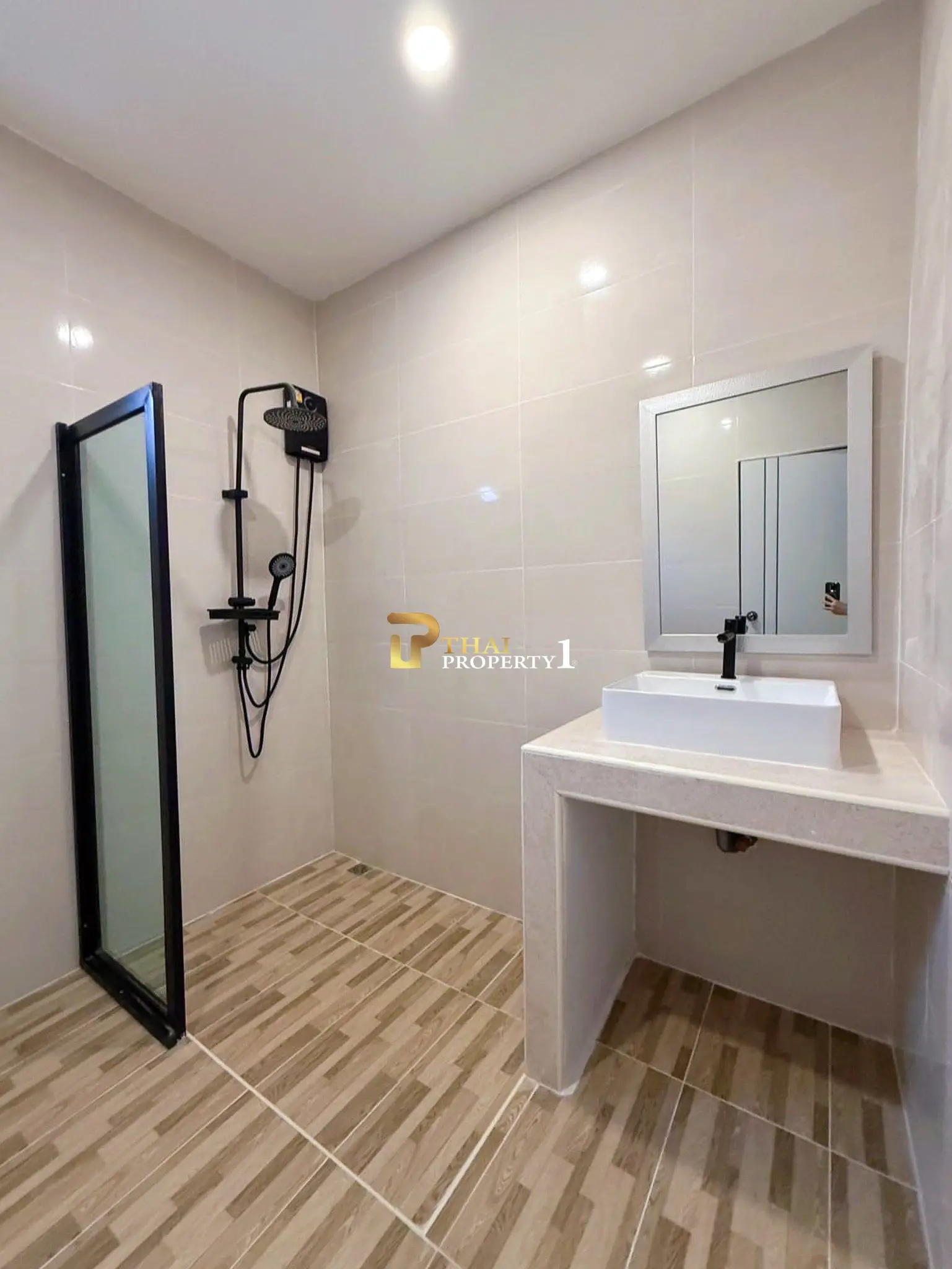New Pool Villa for Sale – 3 Bedrooms 4 Bathrooms Fully Furnished Nong Prue Pattaya