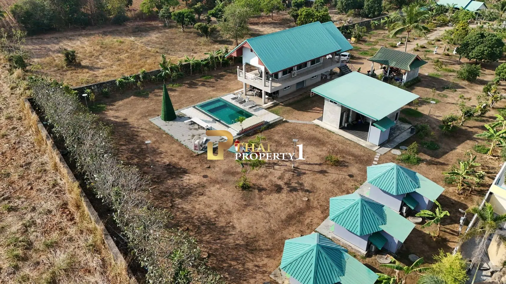 3 Rai Garden House for Sale in Bangsaray with Private Pool and Bungalow