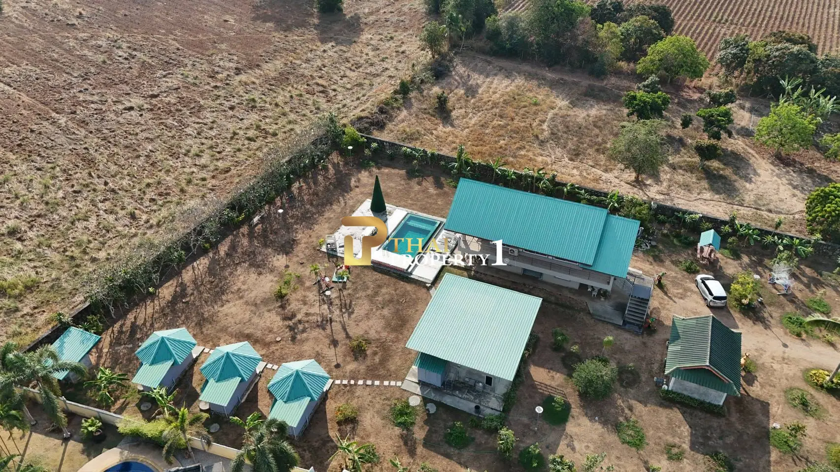 3 Rai Garden House for Sale in Bangsaray with Private Pool and Bungalow