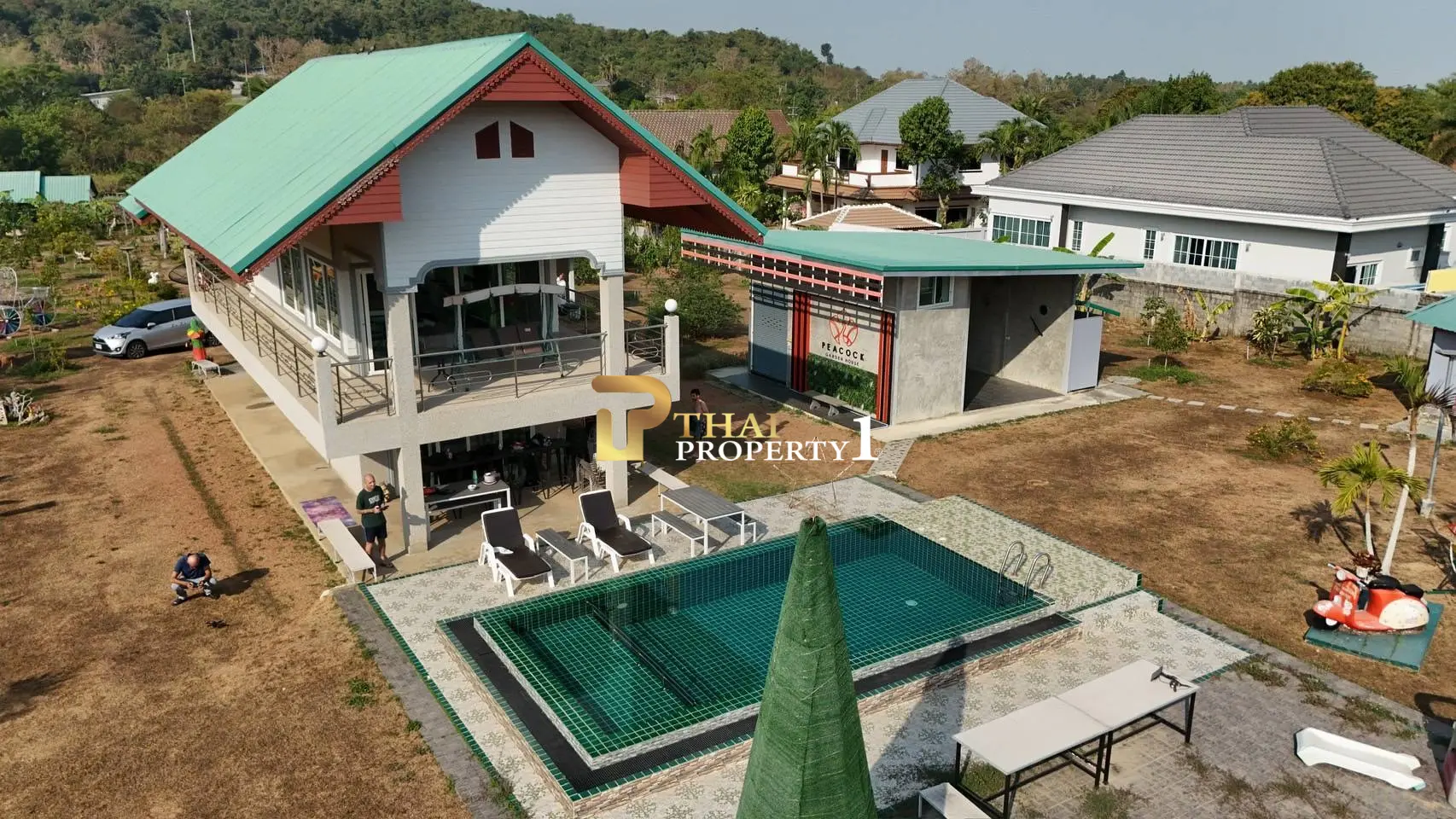 3 Rai Garden House for Sale in Bangsaray with Private Pool and Bungalow