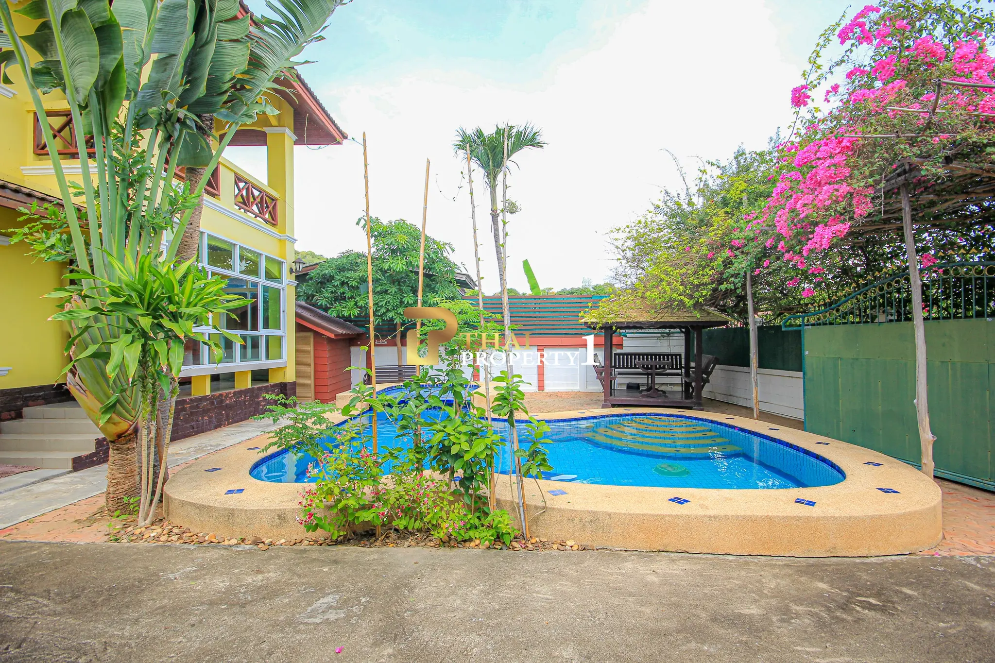 Khao Takiab – 2-Storey Private Pool Villa | Walking Distance to Hua Hin Beach