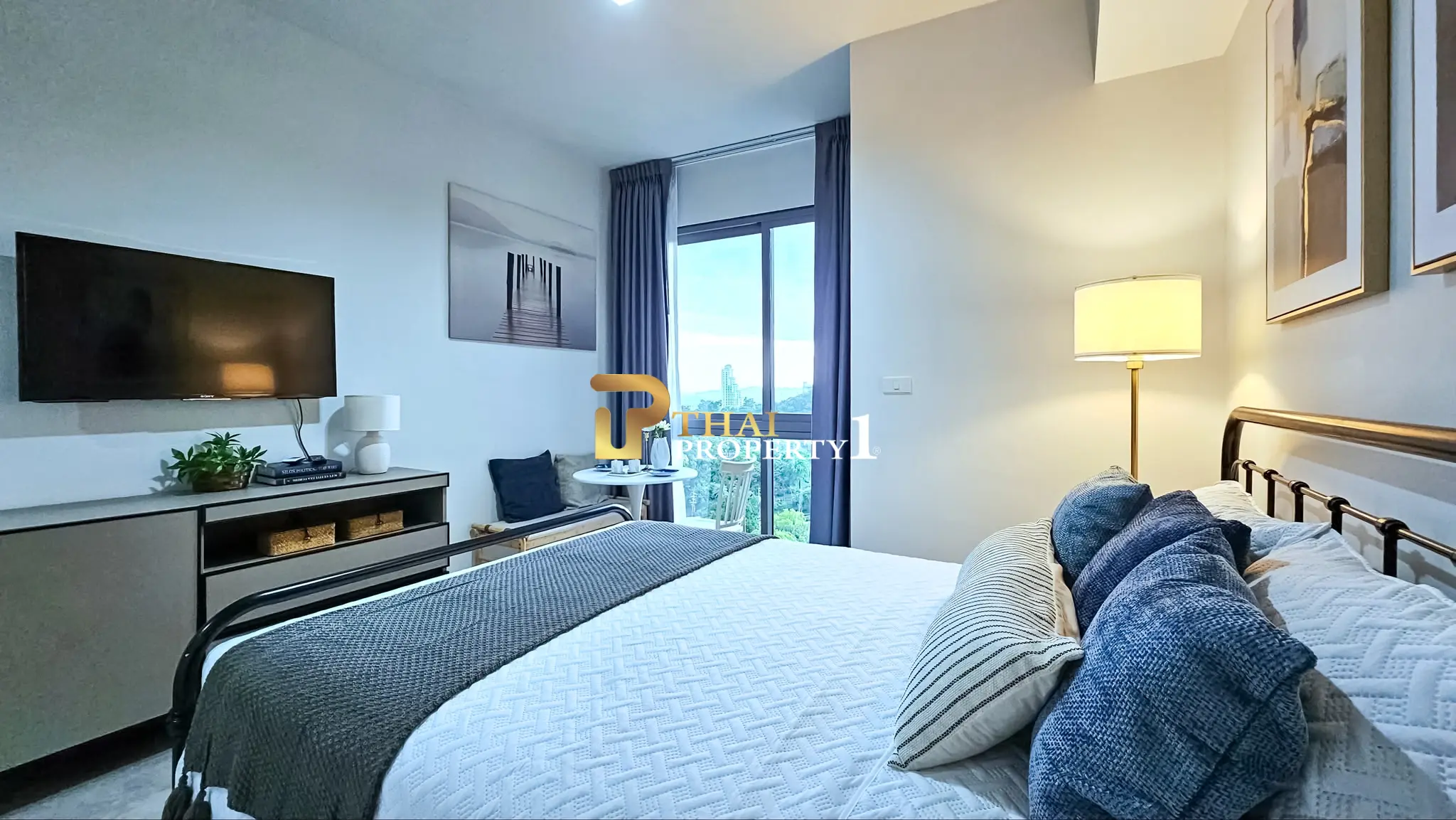 Partial Seaview Studio Condo for Sale Unixx South Pattaya - Foreign Name