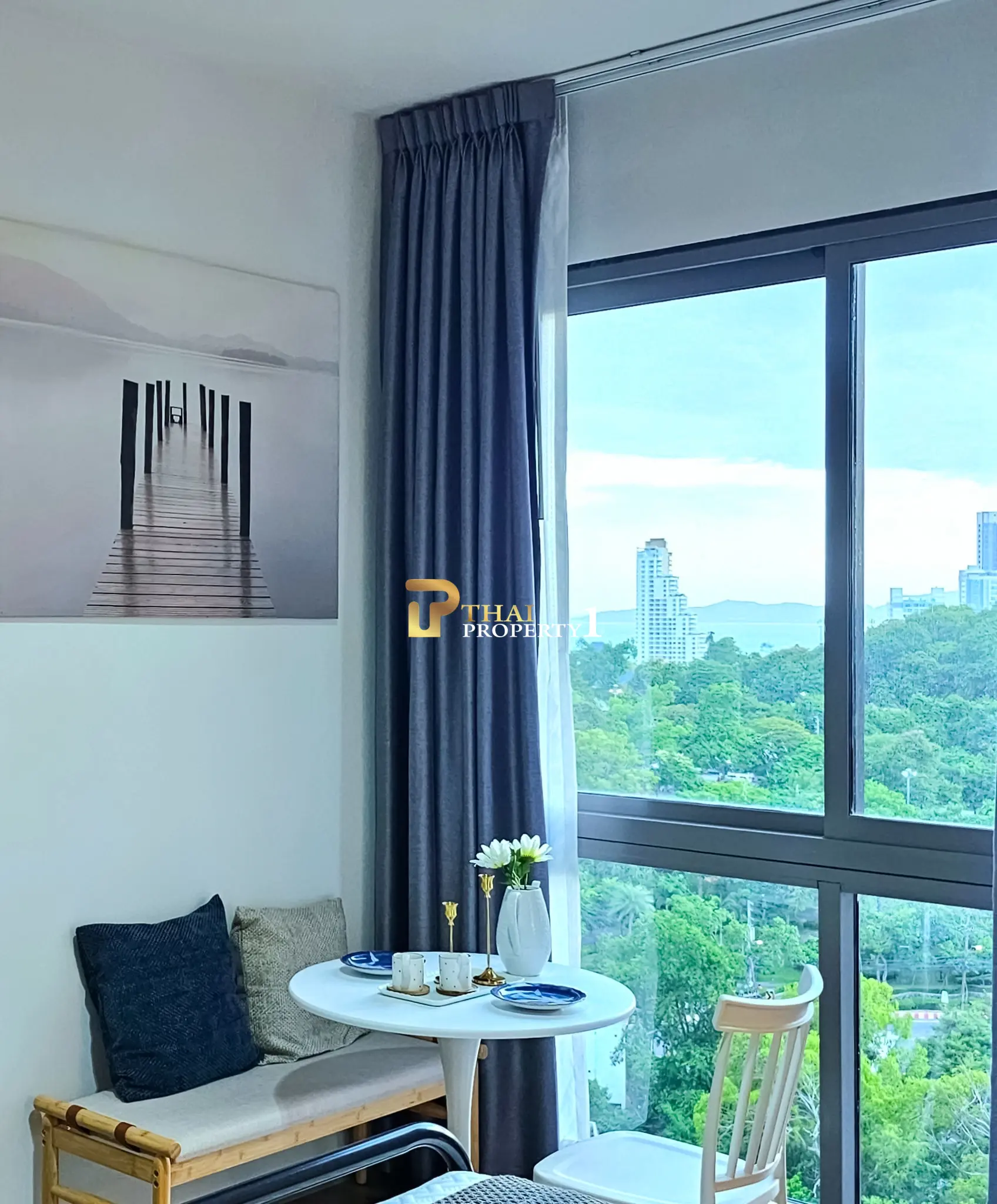 Partial Seaview Studio Condo for Sale Unixx South Pattaya - Foreign Name
