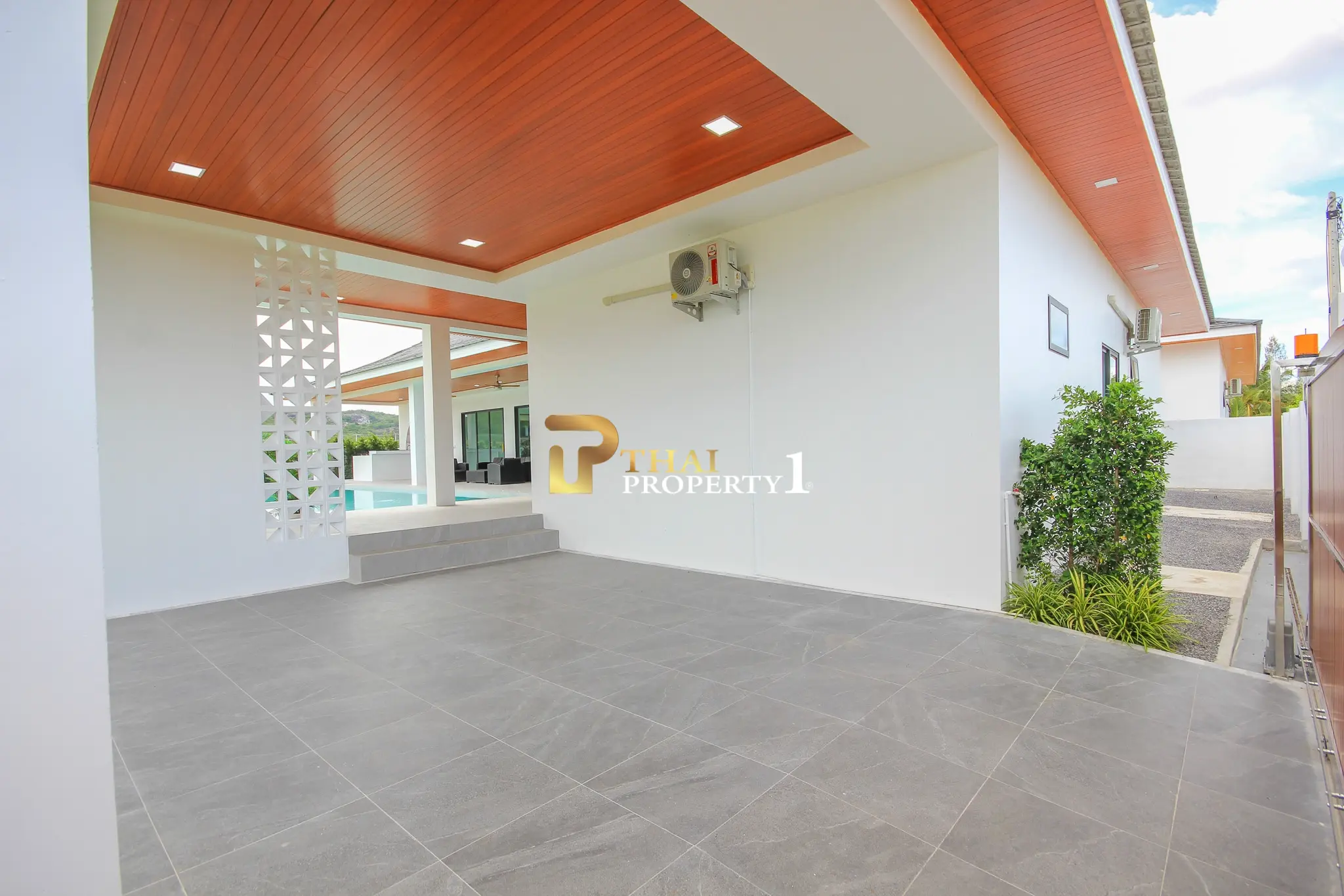 Luxury 4-Bedroom Mountain View Pool Villa for Sale – Soi 112, Hua Hin