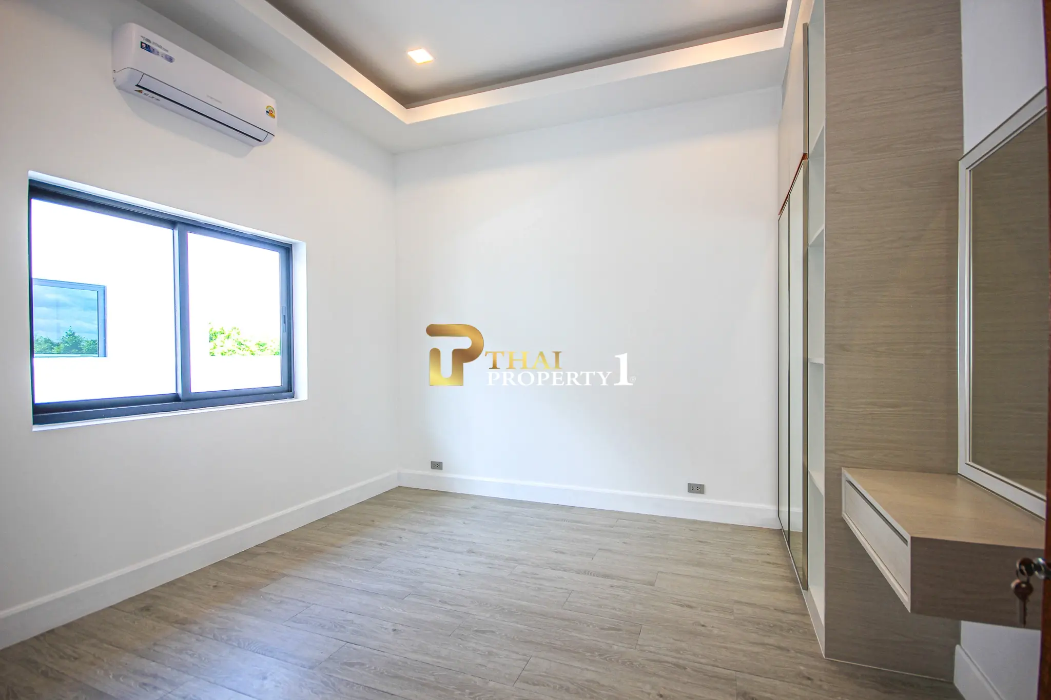 Luxury 4-Bedroom Mountain View Pool Villa for Sale – Soi 112, Hua Hin
