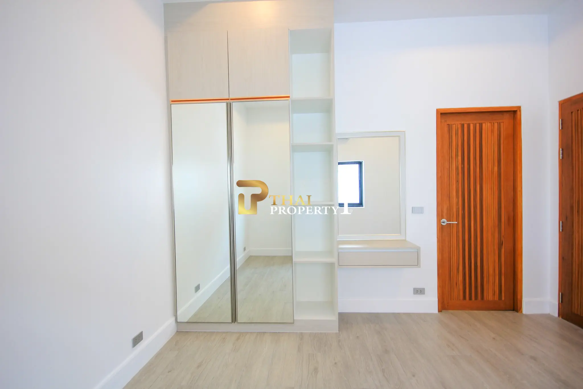 Luxury 4-Bedroom Mountain View Pool Villa for Sale – Soi 112, Hua Hin