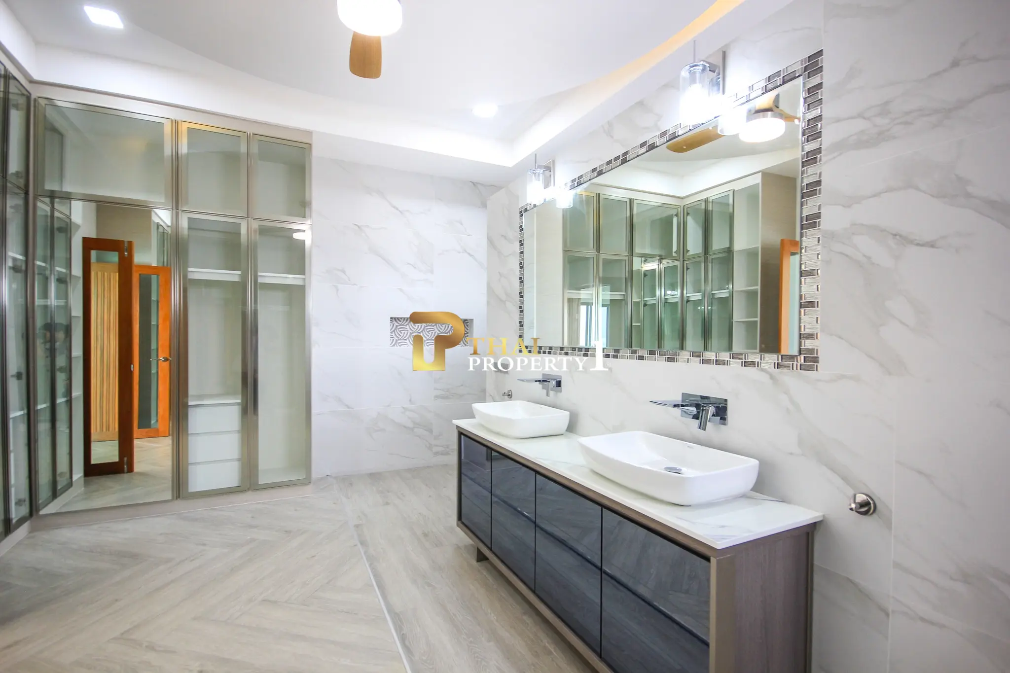 Luxury 4-Bedroom Mountain View Pool Villa for Sale – Soi 112, Hua Hin