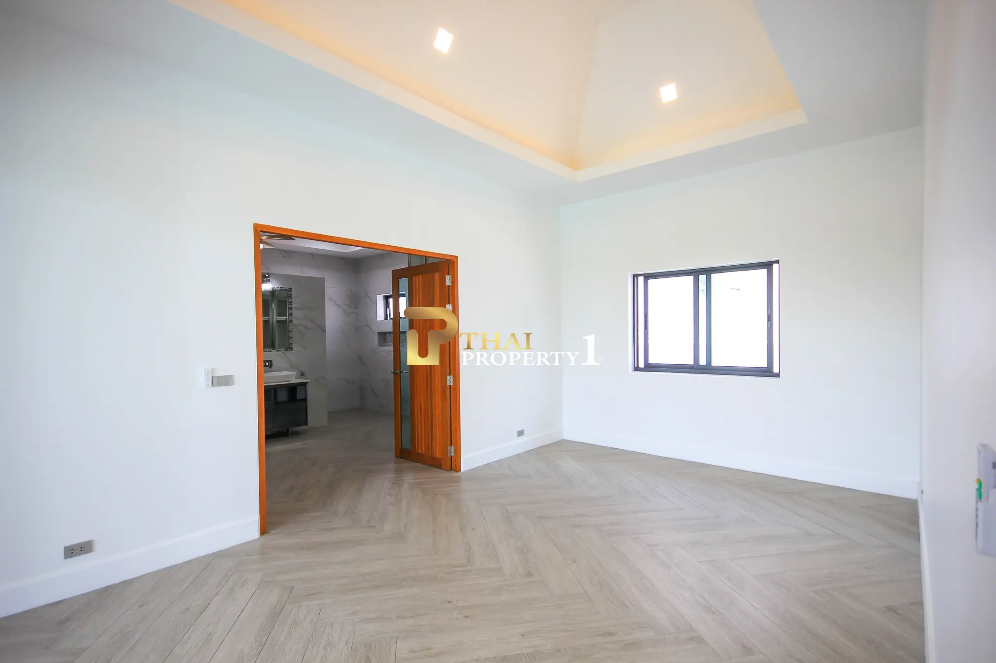 Luxury 4-Bedroom Mountain View Pool Villa for Sale – Soi 112, Hua Hin