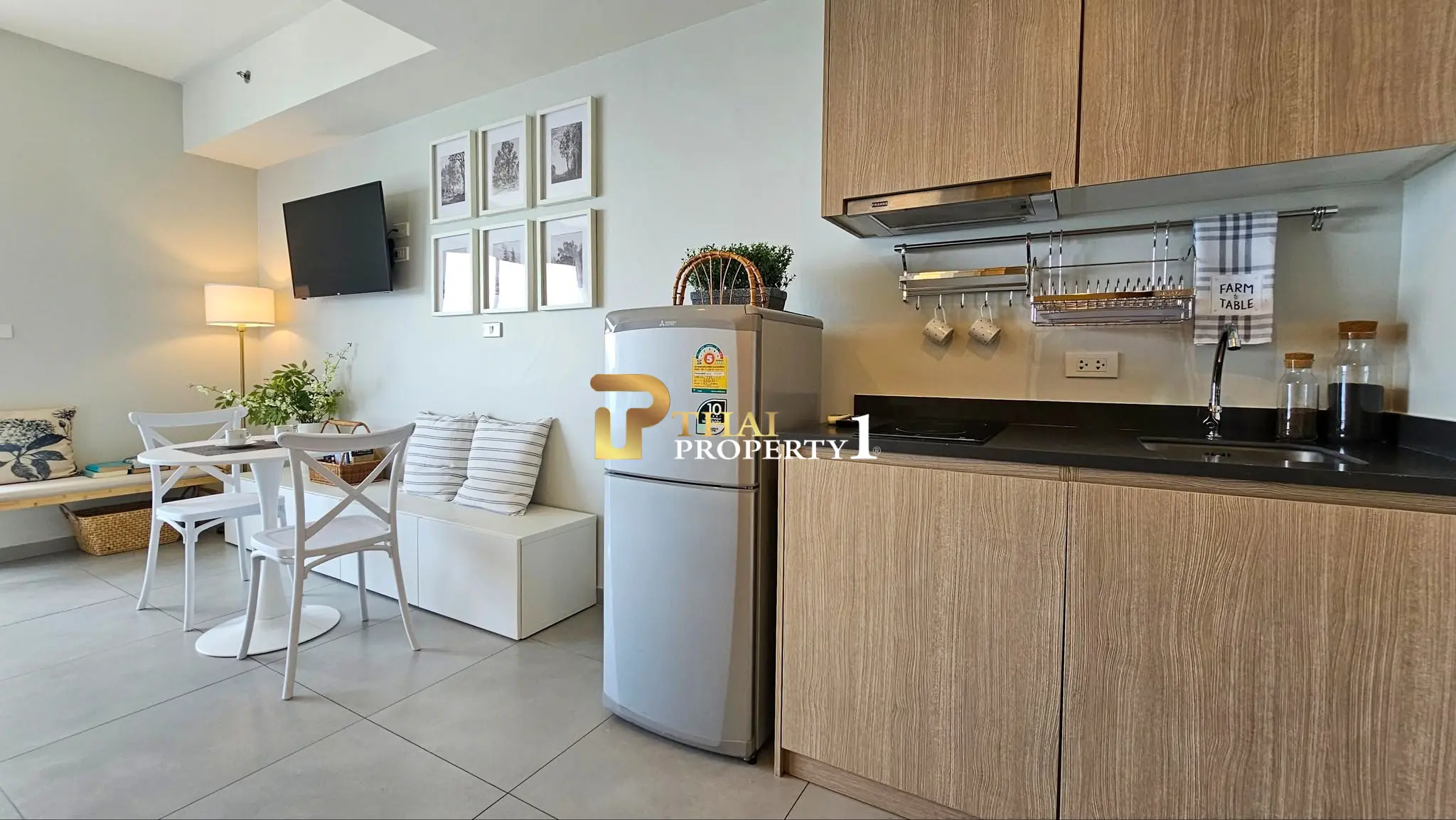 Condo for Sale – Unixx South Pattaya High-Floor Studio Sea & Mountain Views Fully Furnished