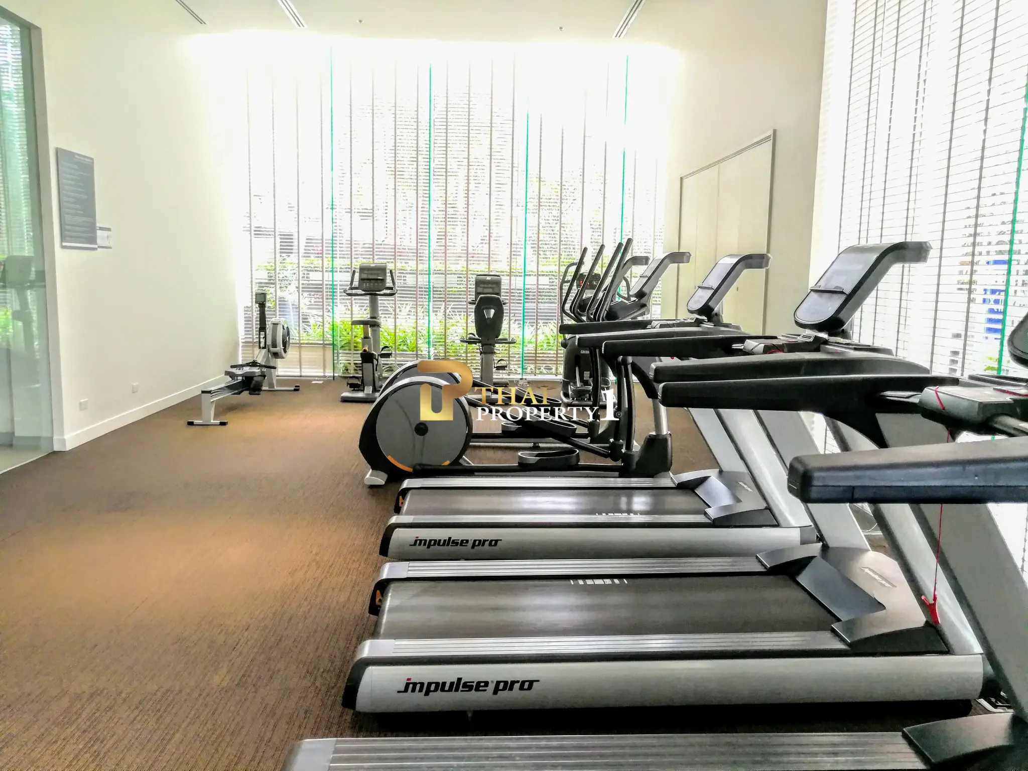 Condo for Sale – Unixx South Pattaya High-Floor Studio Sea & Mountain Views Fully Furnished
