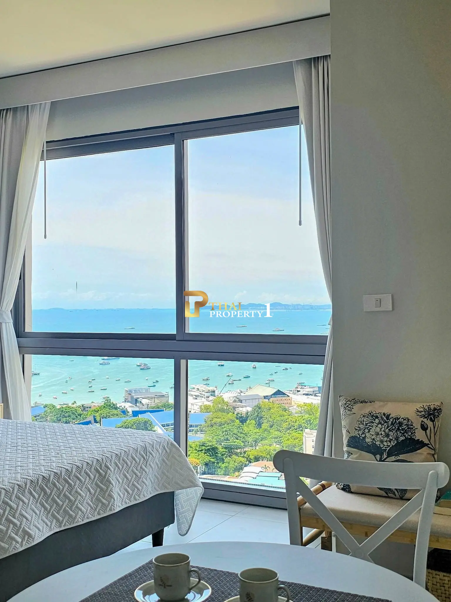 Condo for Sale – Unixx South Pattaya High-Floor Studio Sea & Mountain Views Fully Furnished