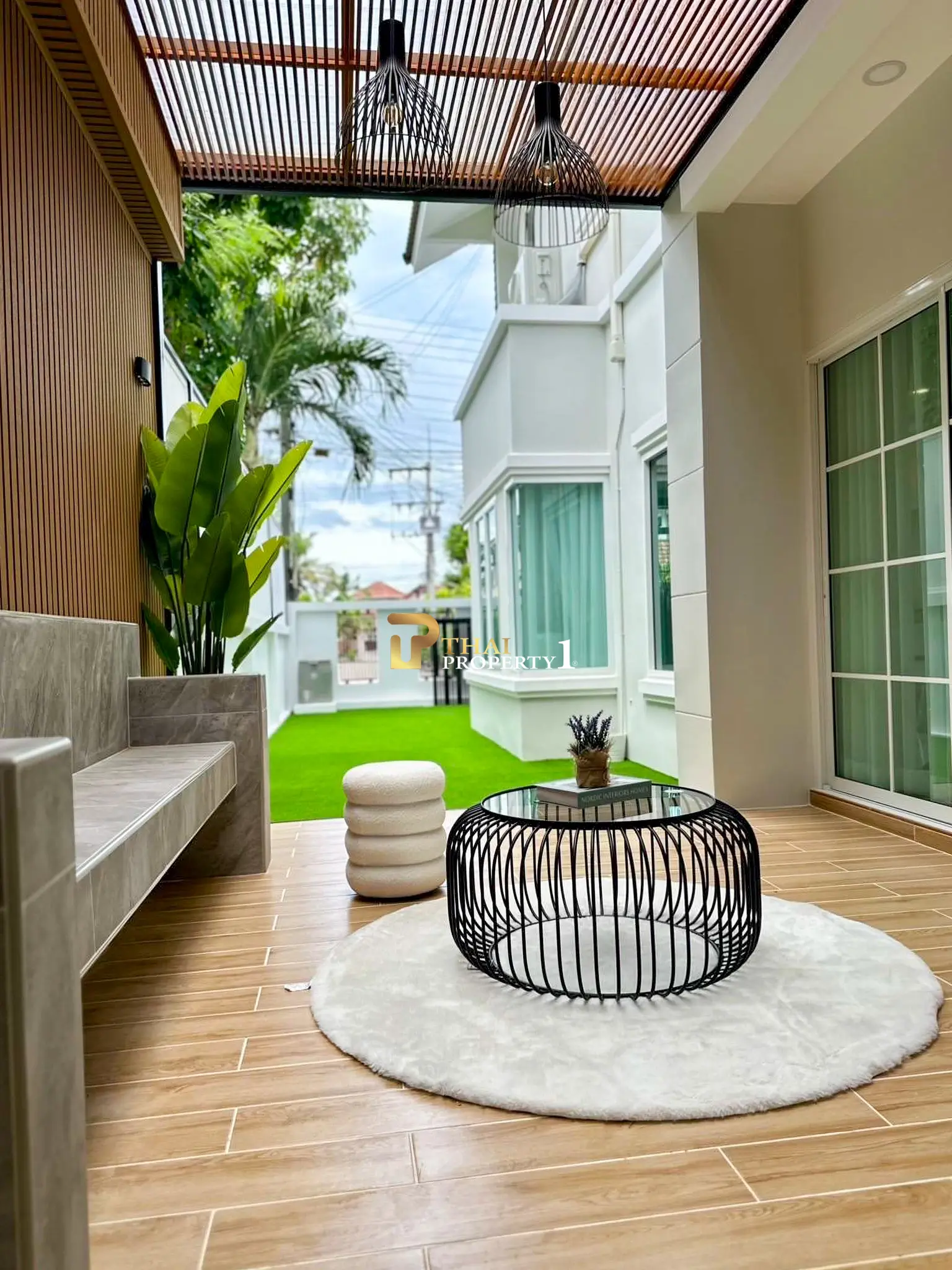 Renovated Single House for Sale – Sirisa 12 Village Near Beach & Shopping Malls Ready to Move In