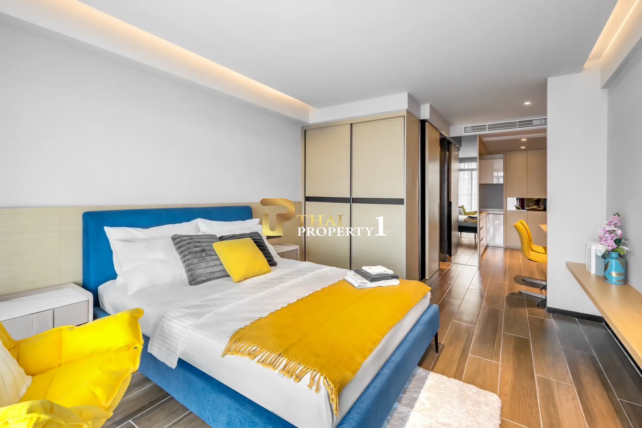 Condo for Sale – Beverly Mountain Bay Pattaya – Studio Extra Koh Larn View Only THB 5.23 Million