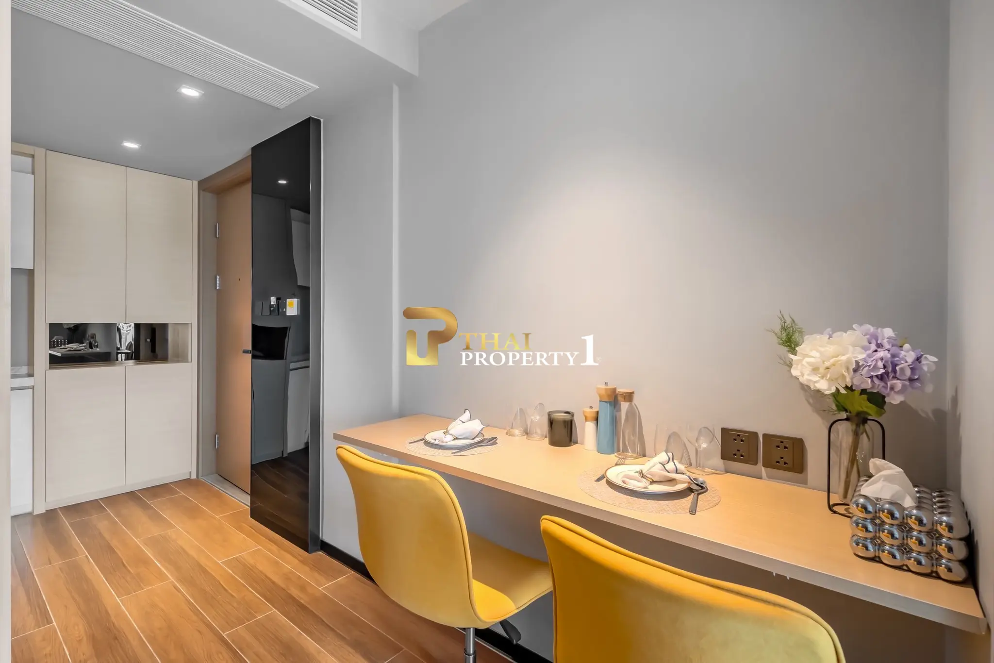Condo for Sale – Beverly Mountain Bay Pattaya – Studio Extra Koh Larn View Only THB 5.23 Million