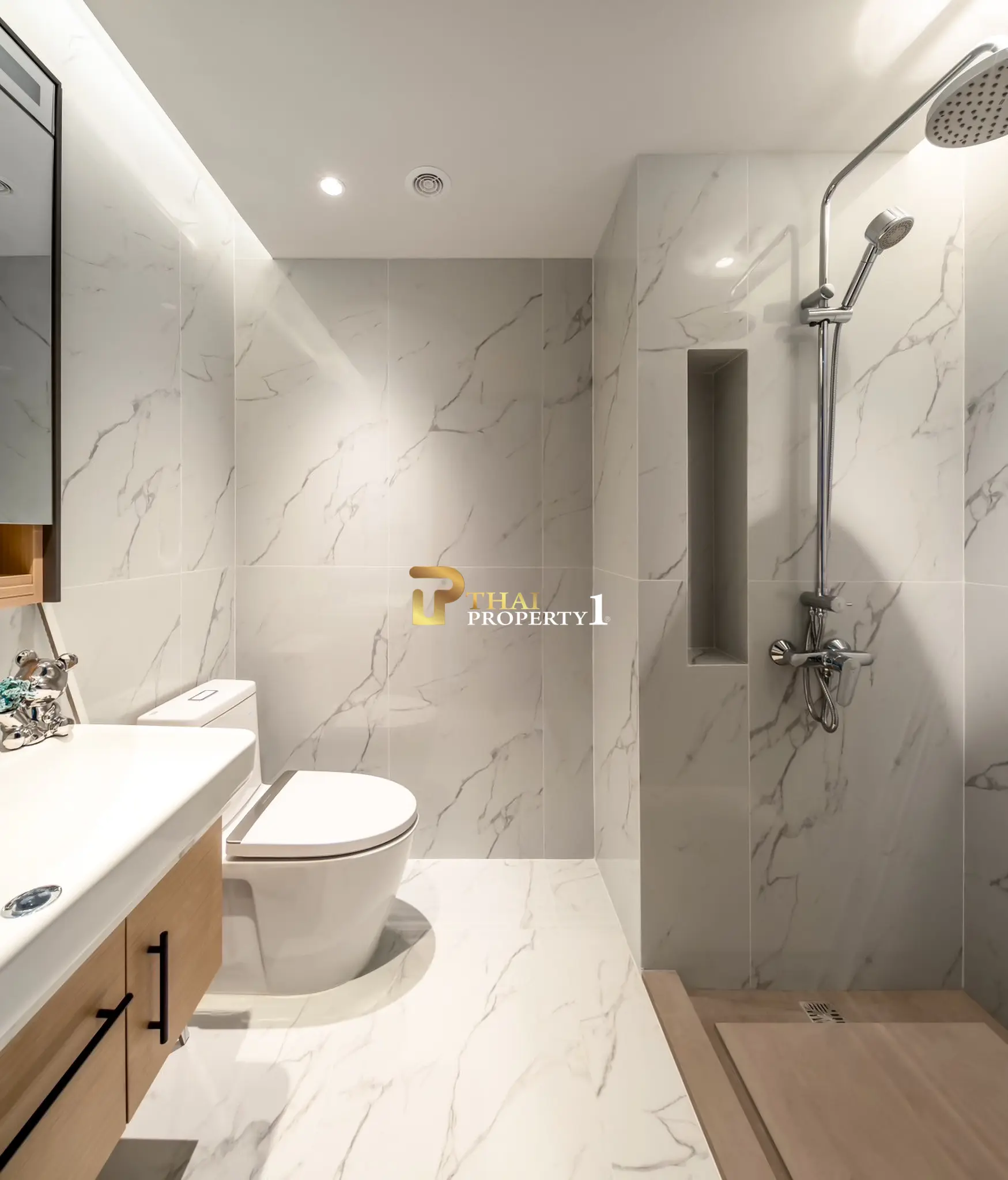 Condo for Sale – Beverly Mountain Bay Pattaya – Studio Extra Koh Larn View Only THB 5.23 Million