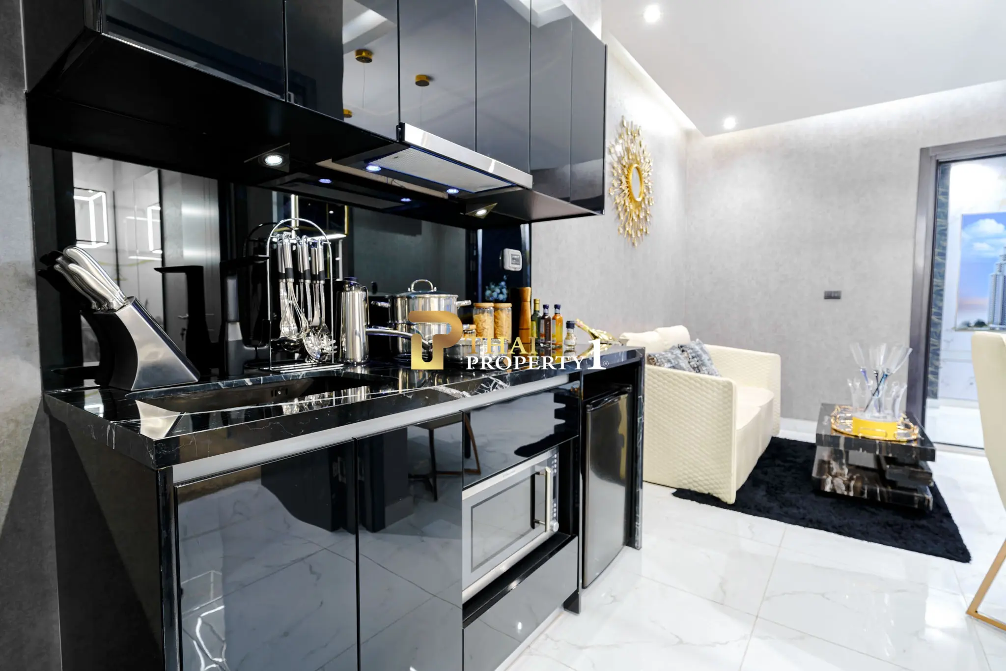 Sea View 1 Bedroom Condo for Sale - Grand Solaire Pattaya Foreign Quota