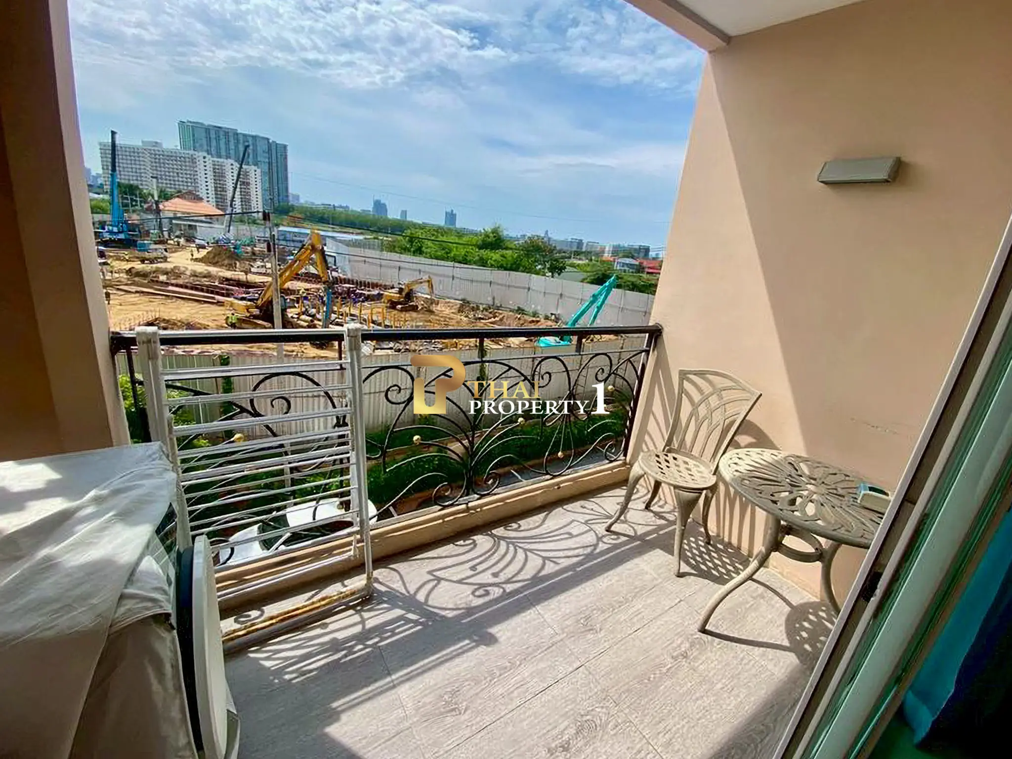 Atlantis Condo Resort Pattaya – TIL SALGS Nær Jomtien-stranden Foreign Quota