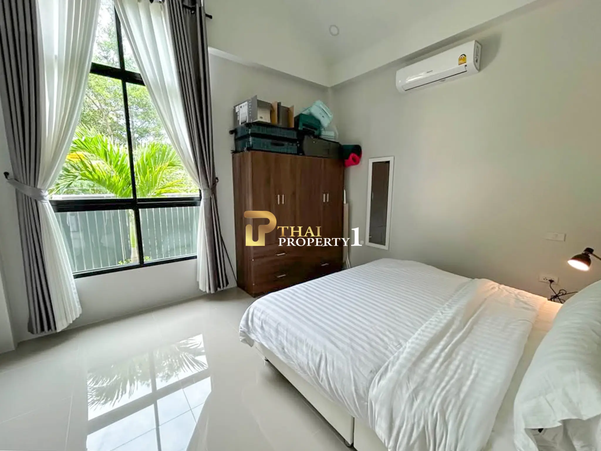 3-roms bassengvilla til salgs – nær Mabprachan Lake, Øst-Pattaya