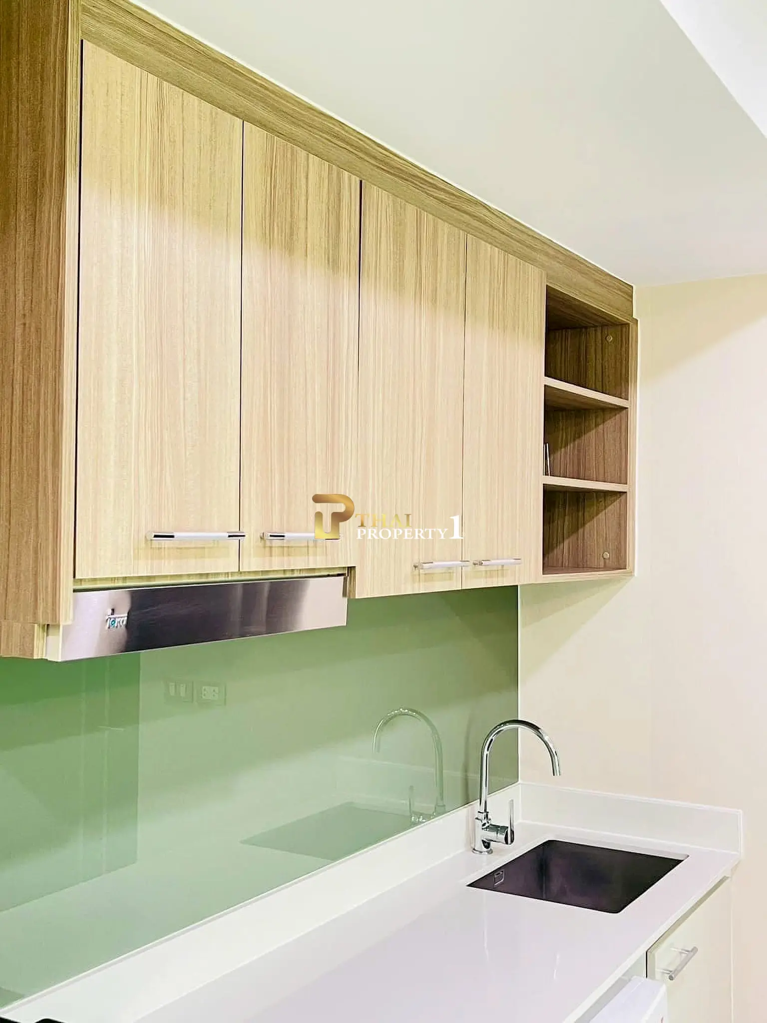 Dusit Grand Condo View – For Sale City & Sea View Condo in Pattaya